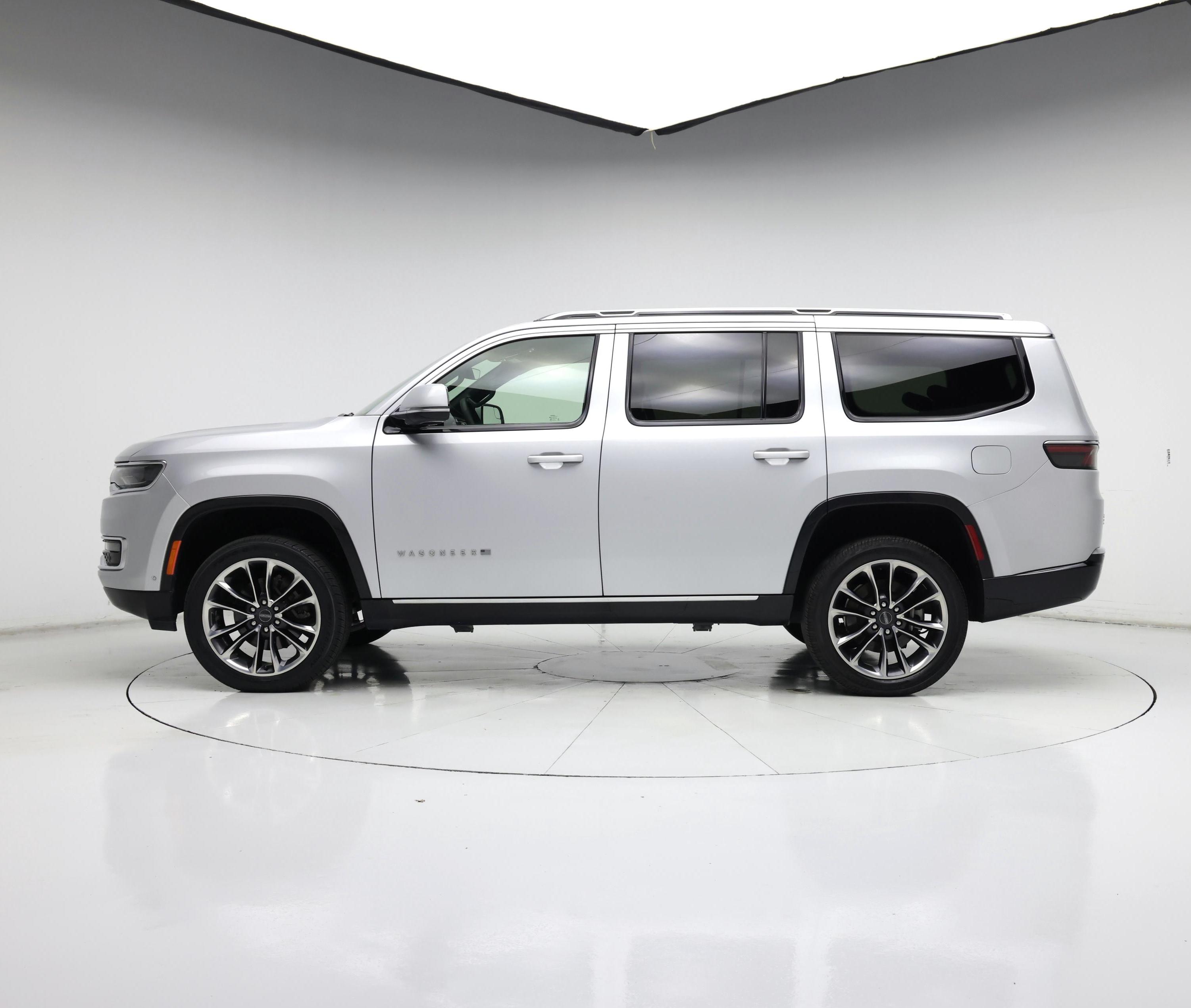 Thumbnail: 2022 Jeep Wagoneer - 3