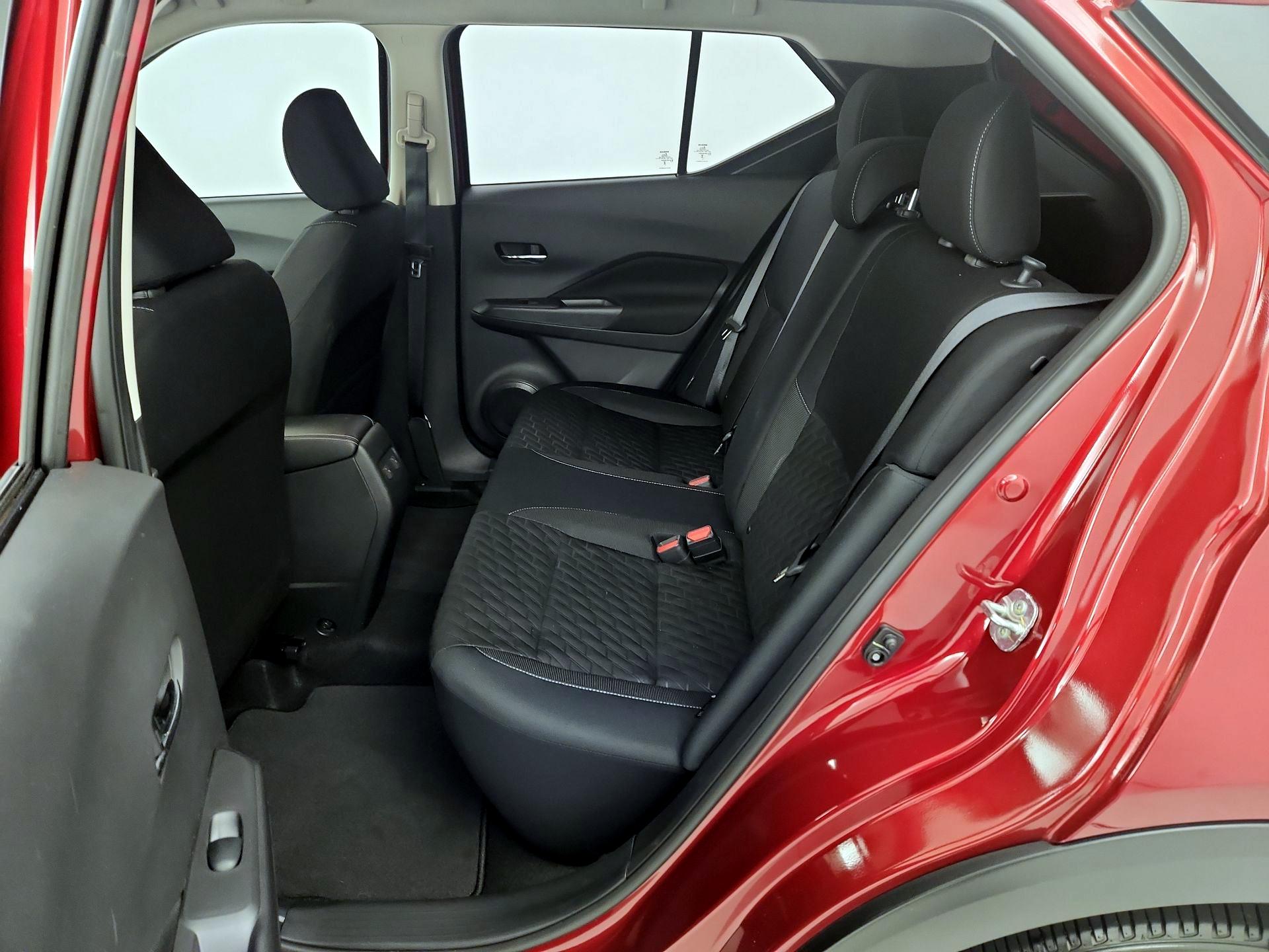 Thumbnail: 2023 Nissan Kicks - 19