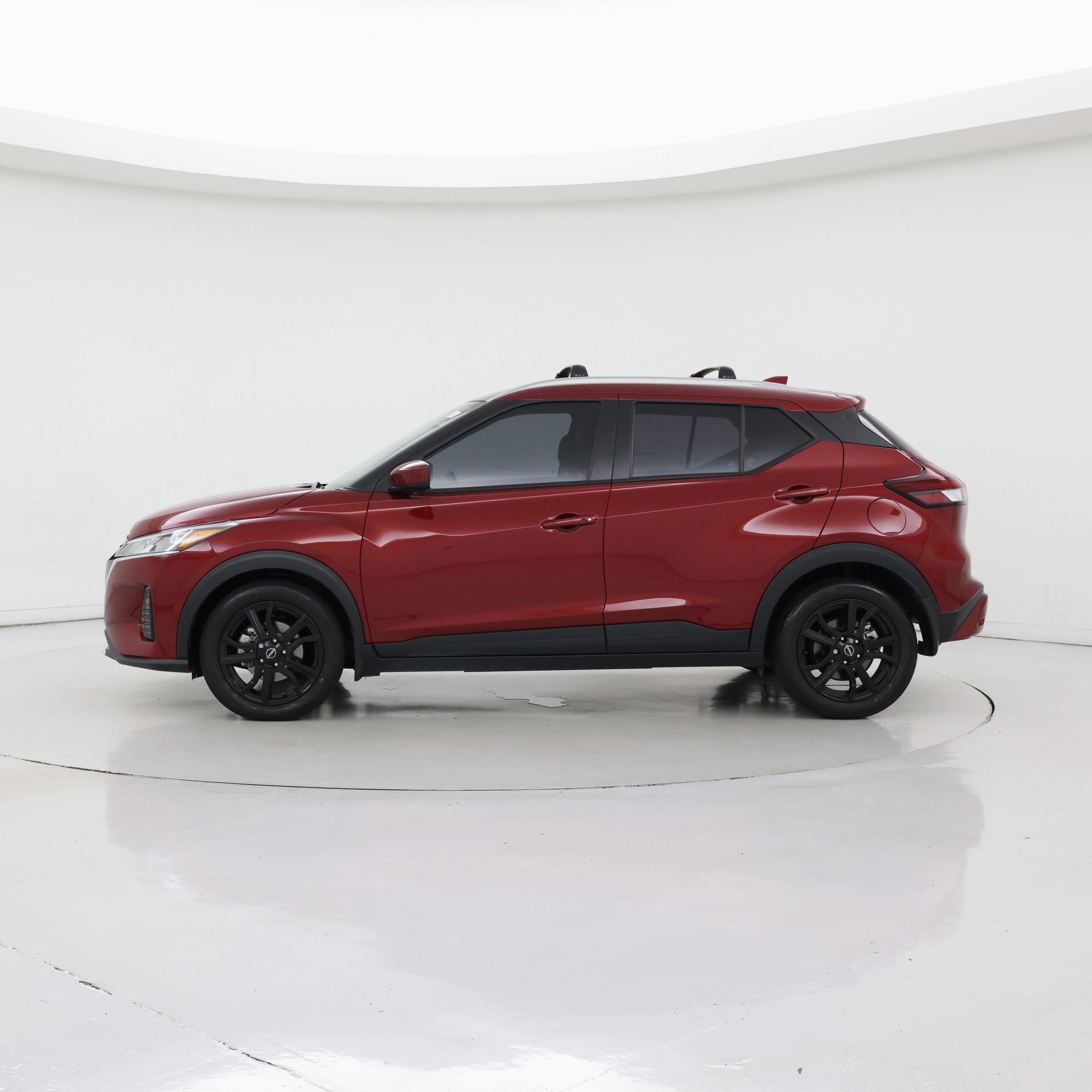 Thumbnail: 2023 Nissan Kicks - 3