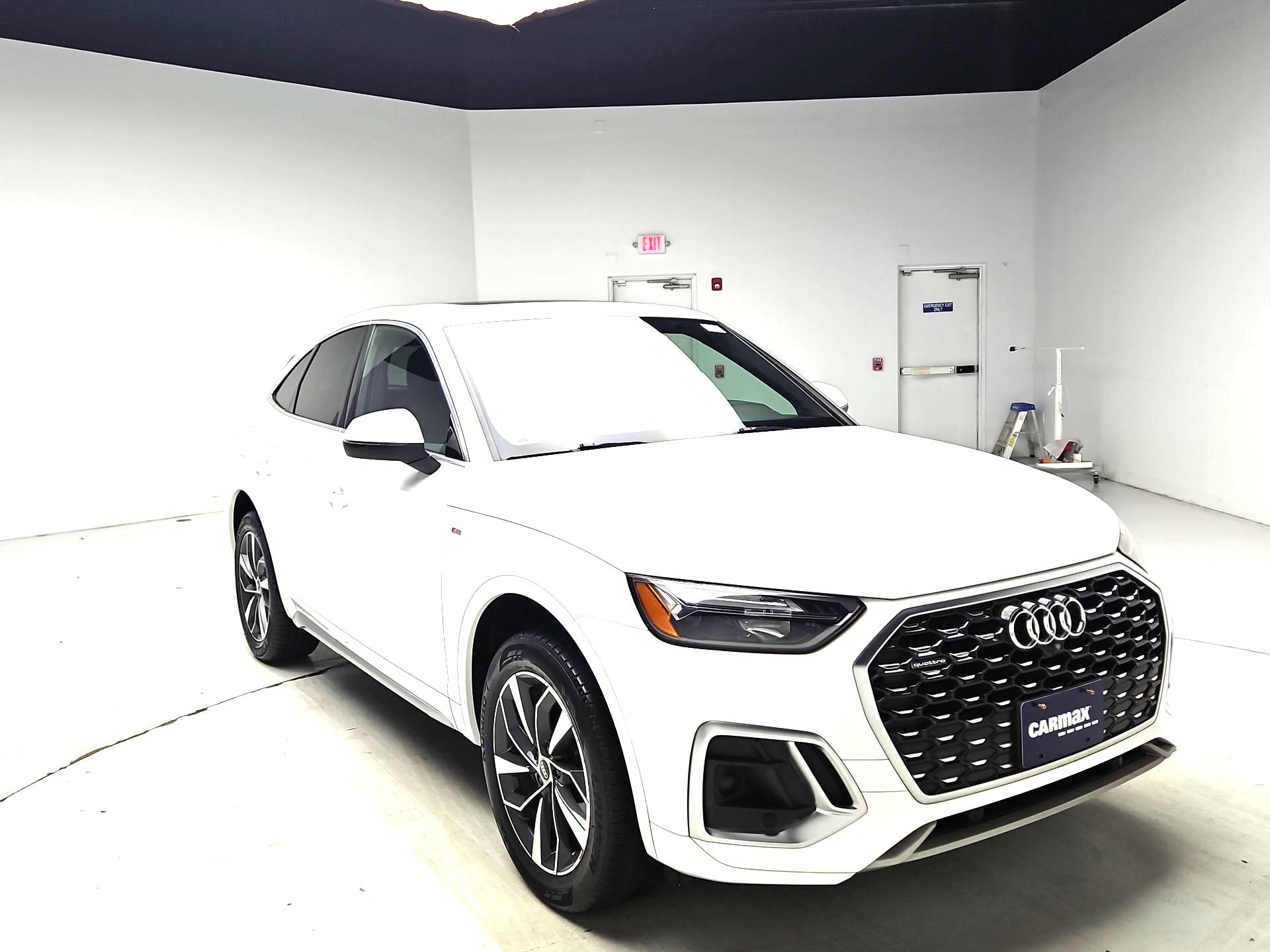Thumbnail: 2023 Audi Q5 - 1