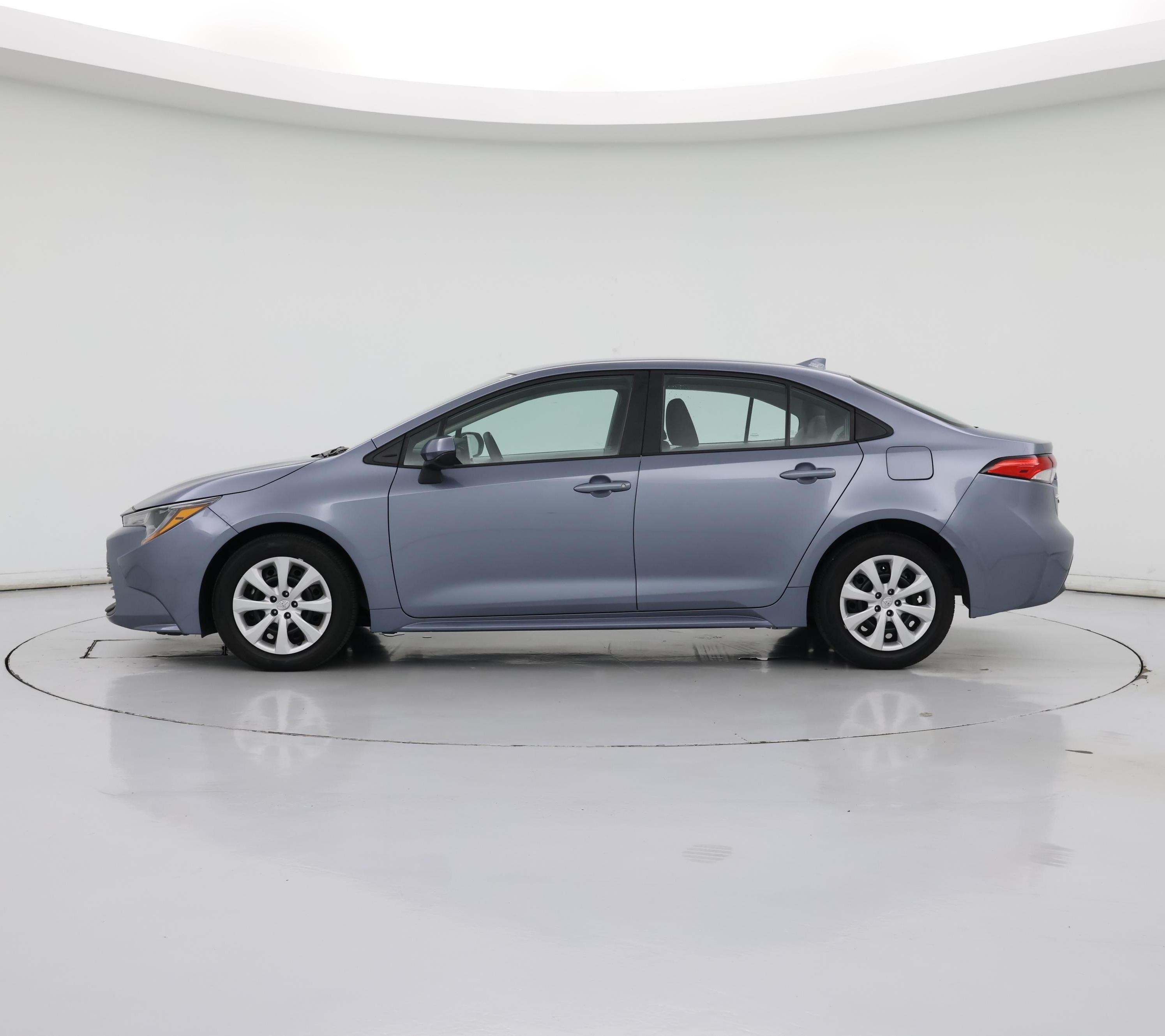Thumbnail: 2023 Toyota Corolla - 3