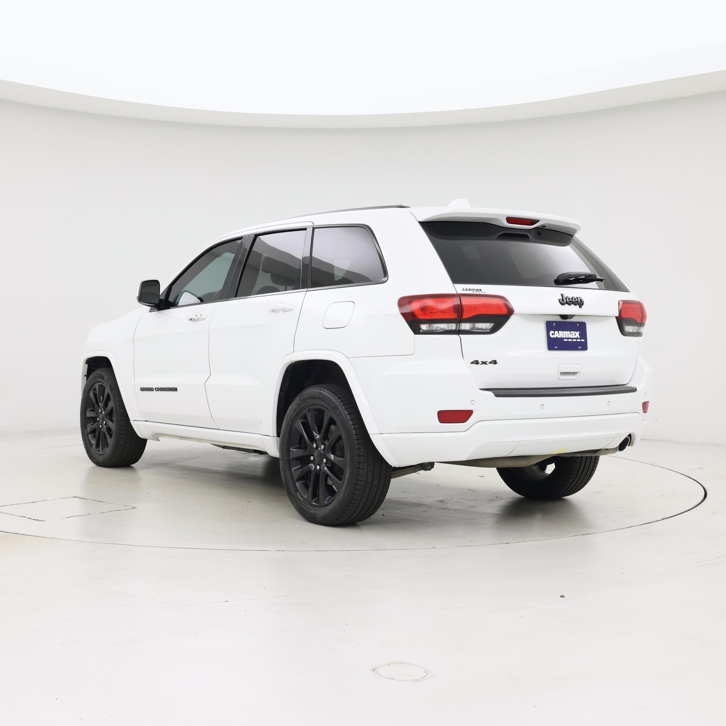 Thumbnail: 2020 Jeep Grand Cherokee - 2