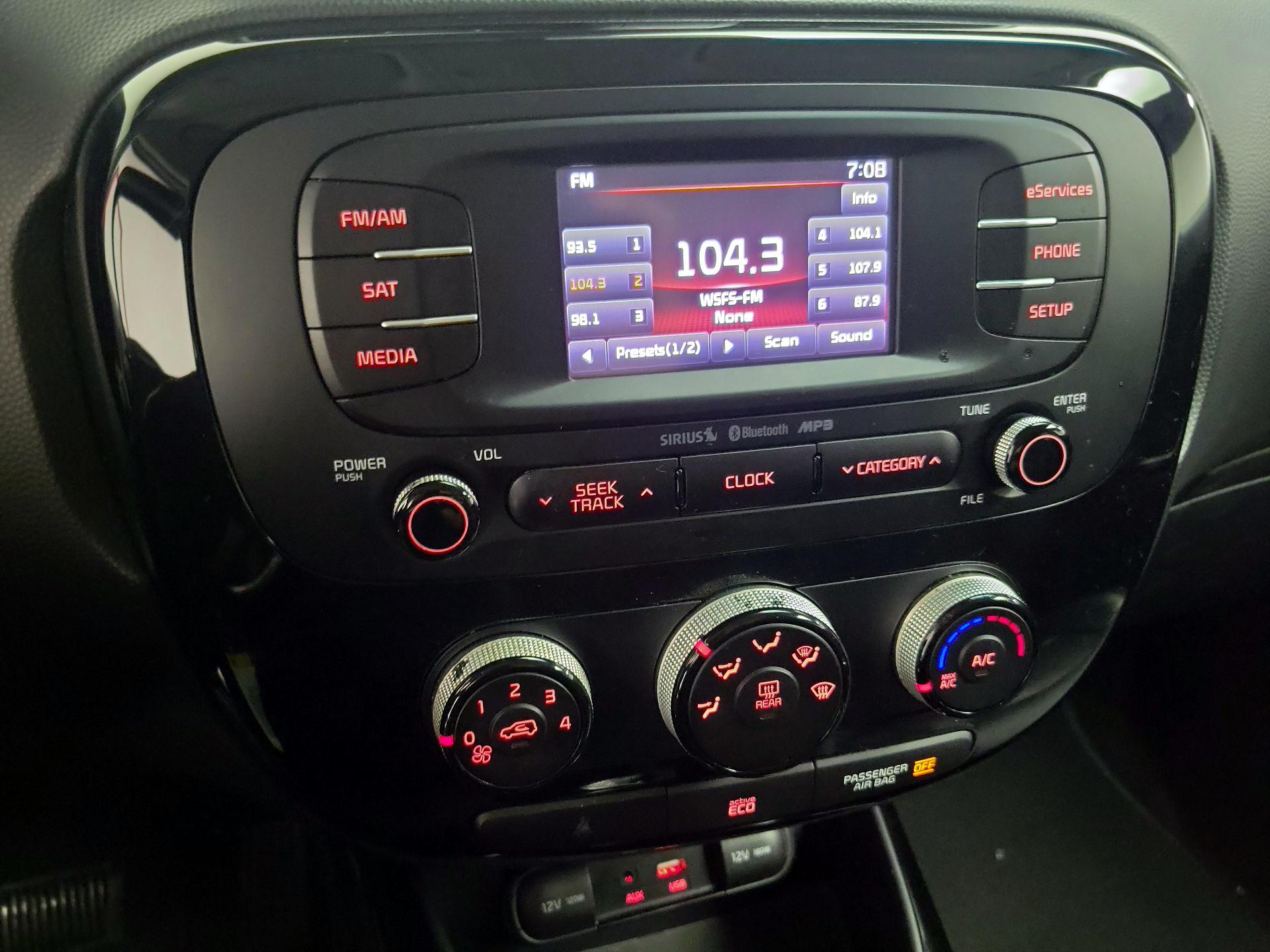 Thumbnail: 2016 Kia Soul - 15