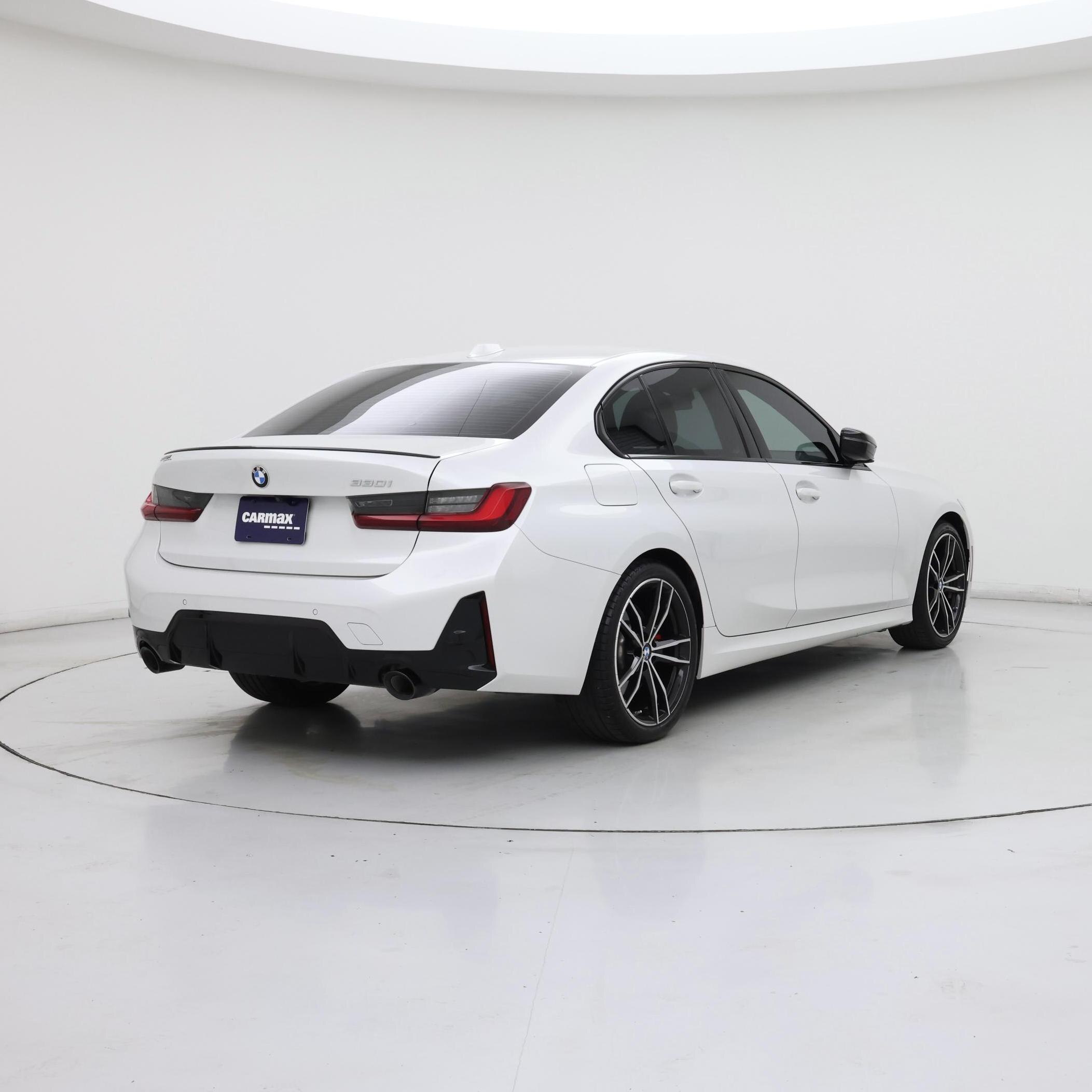 Thumbnail: 2024 BMW 3 Series - 8