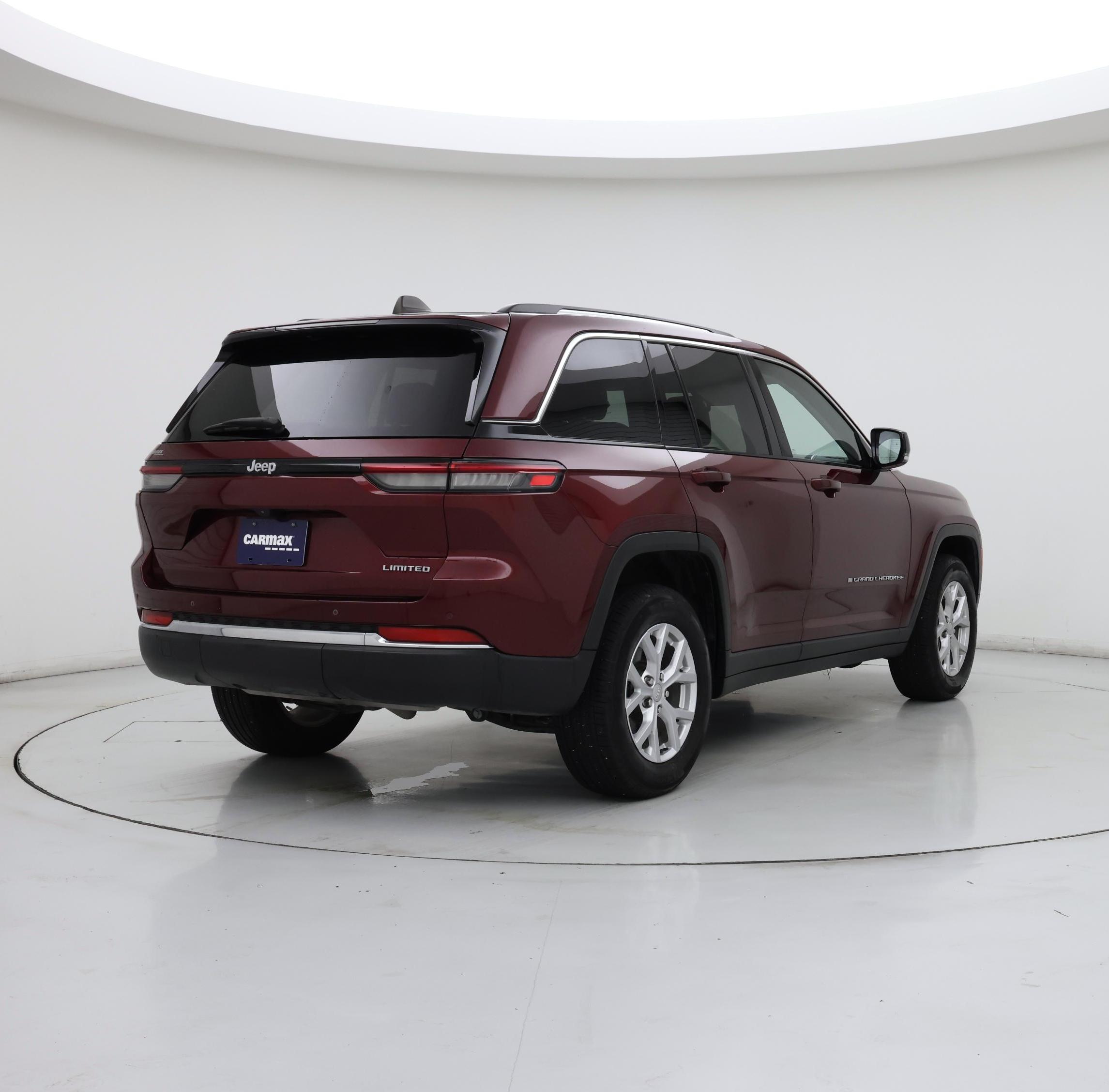 Thumbnail: 2023 Jeep Grand Cherokee - 8