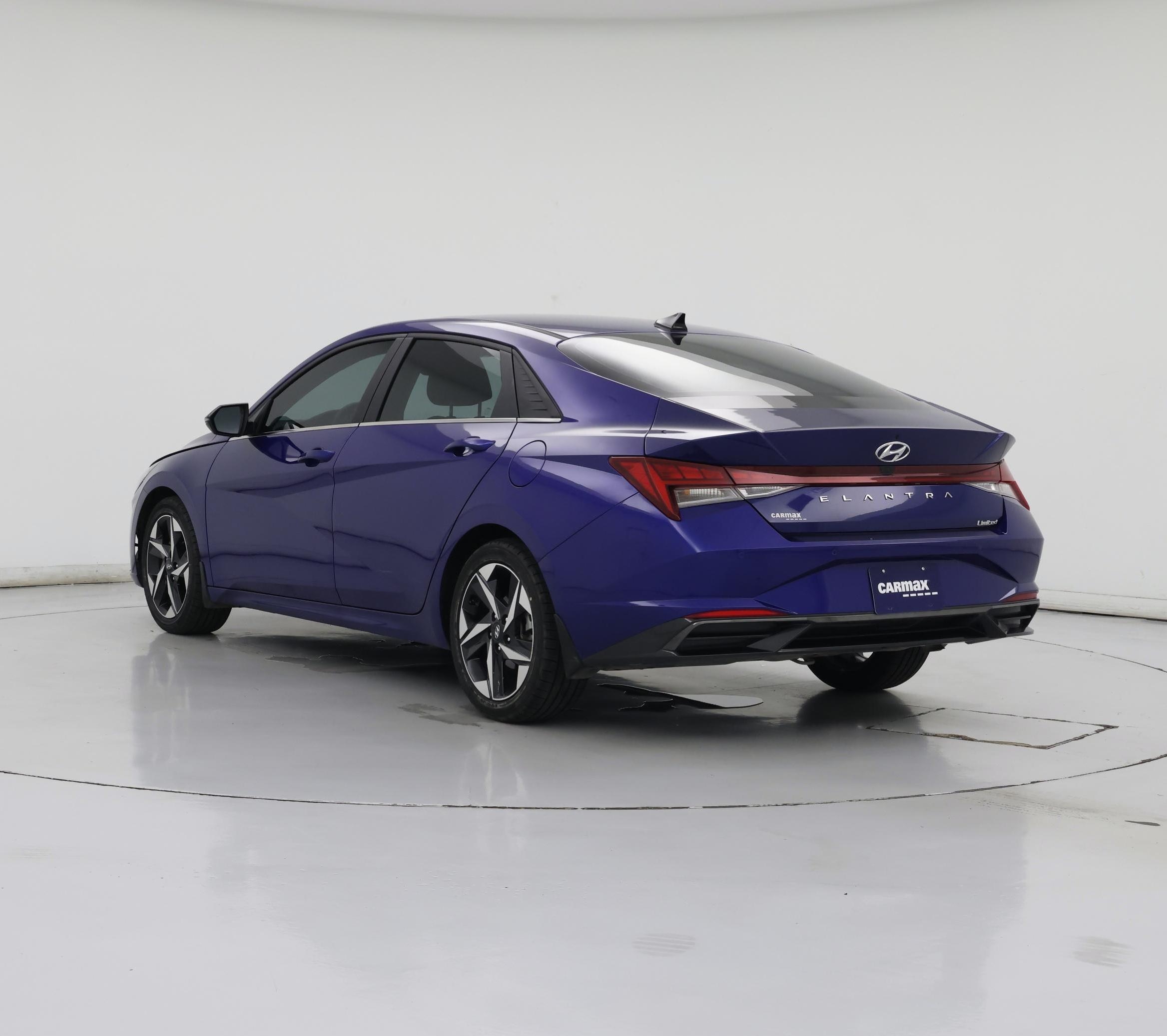 Thumbnail: 2023 Hyundai Elantra - 2
