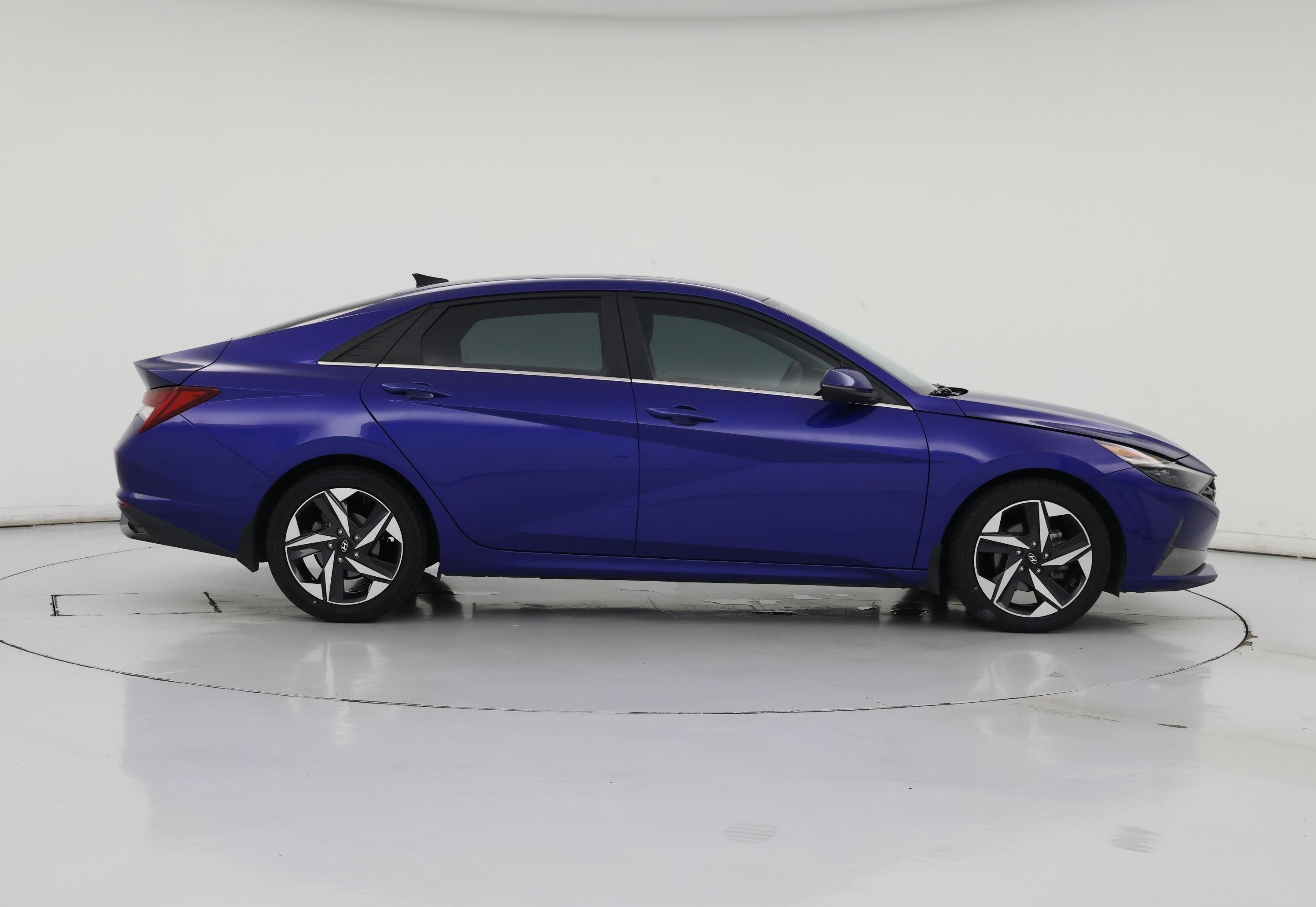 Thumbnail: 2023 Hyundai Elantra - 7