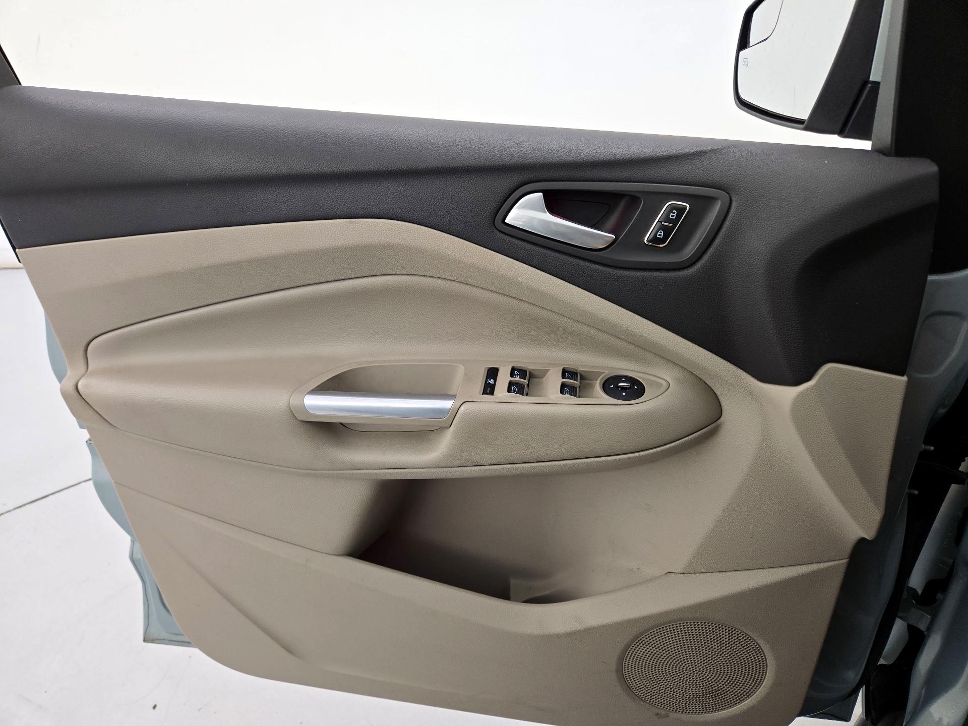 Thumbnail: 2013 Ford C-Max - 12