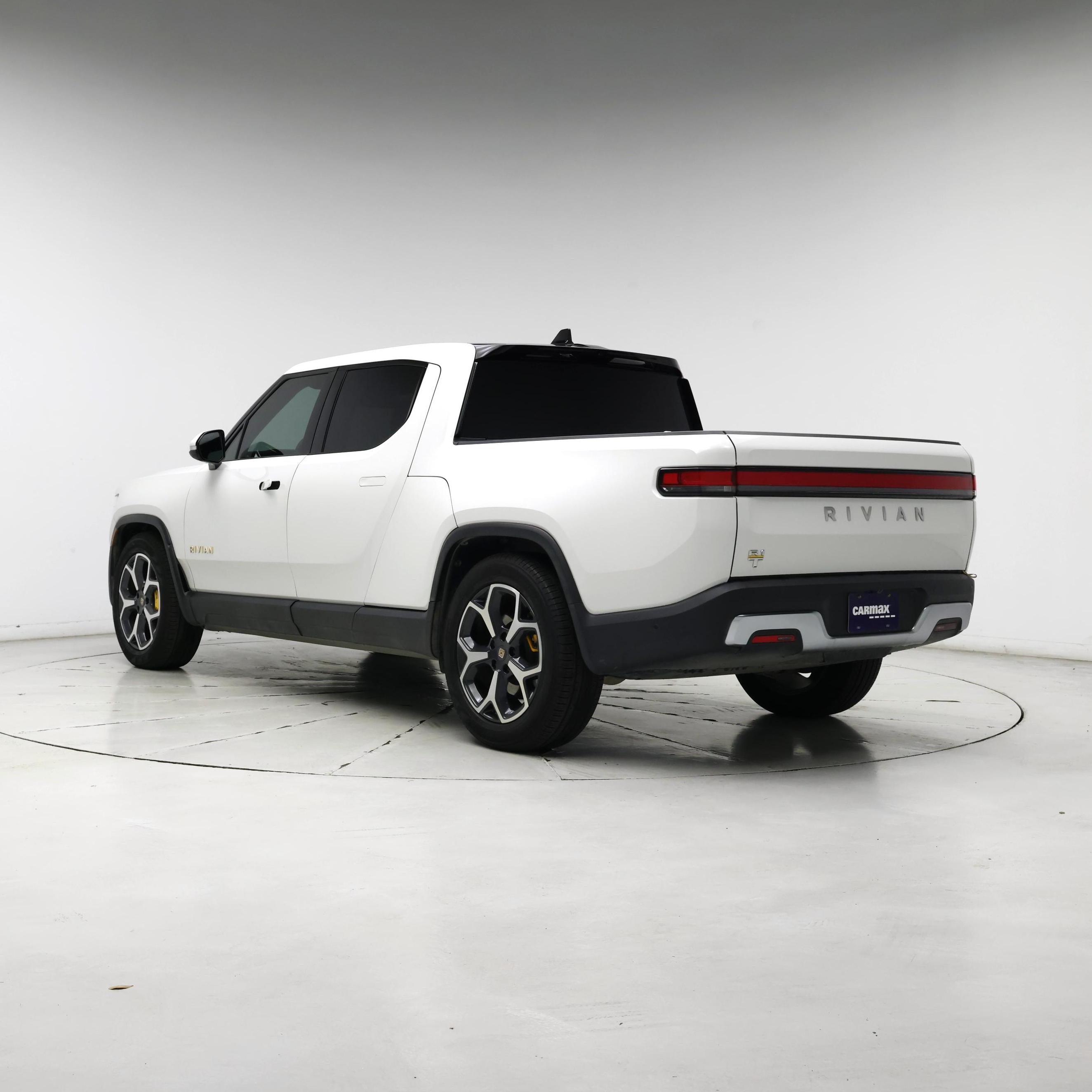 Thumbnail: 2022 Rivian R1T - 2