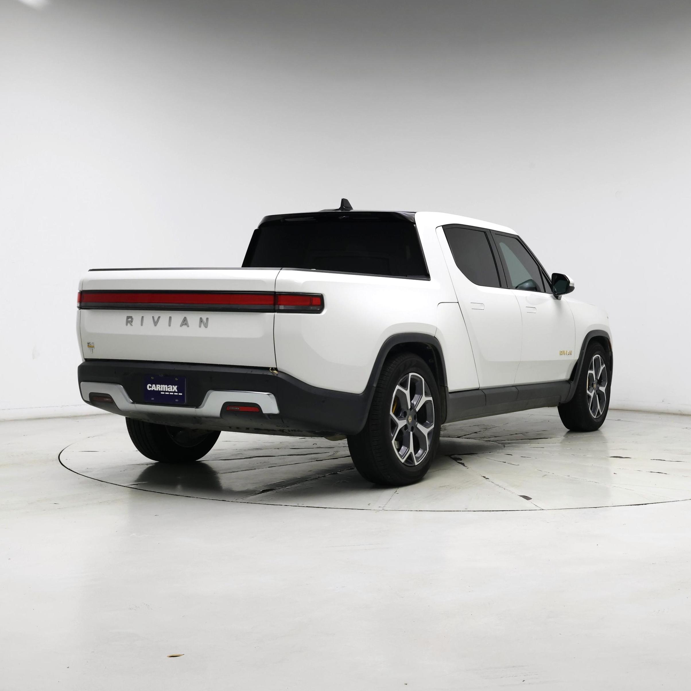 Thumbnail: 2022 Rivian R1T - 8