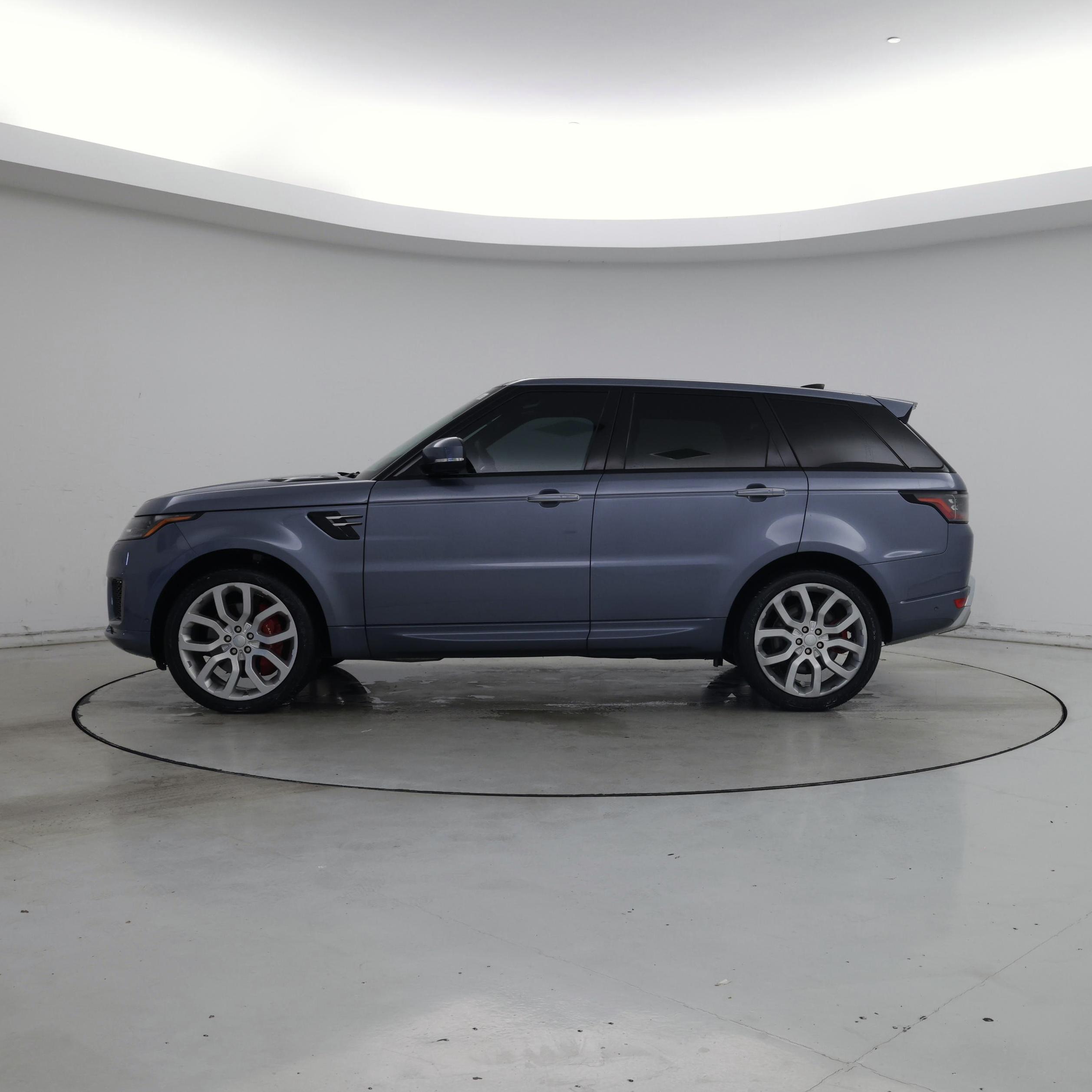 Thumbnail: 2020 Land Rover Range Rover Sport - 3