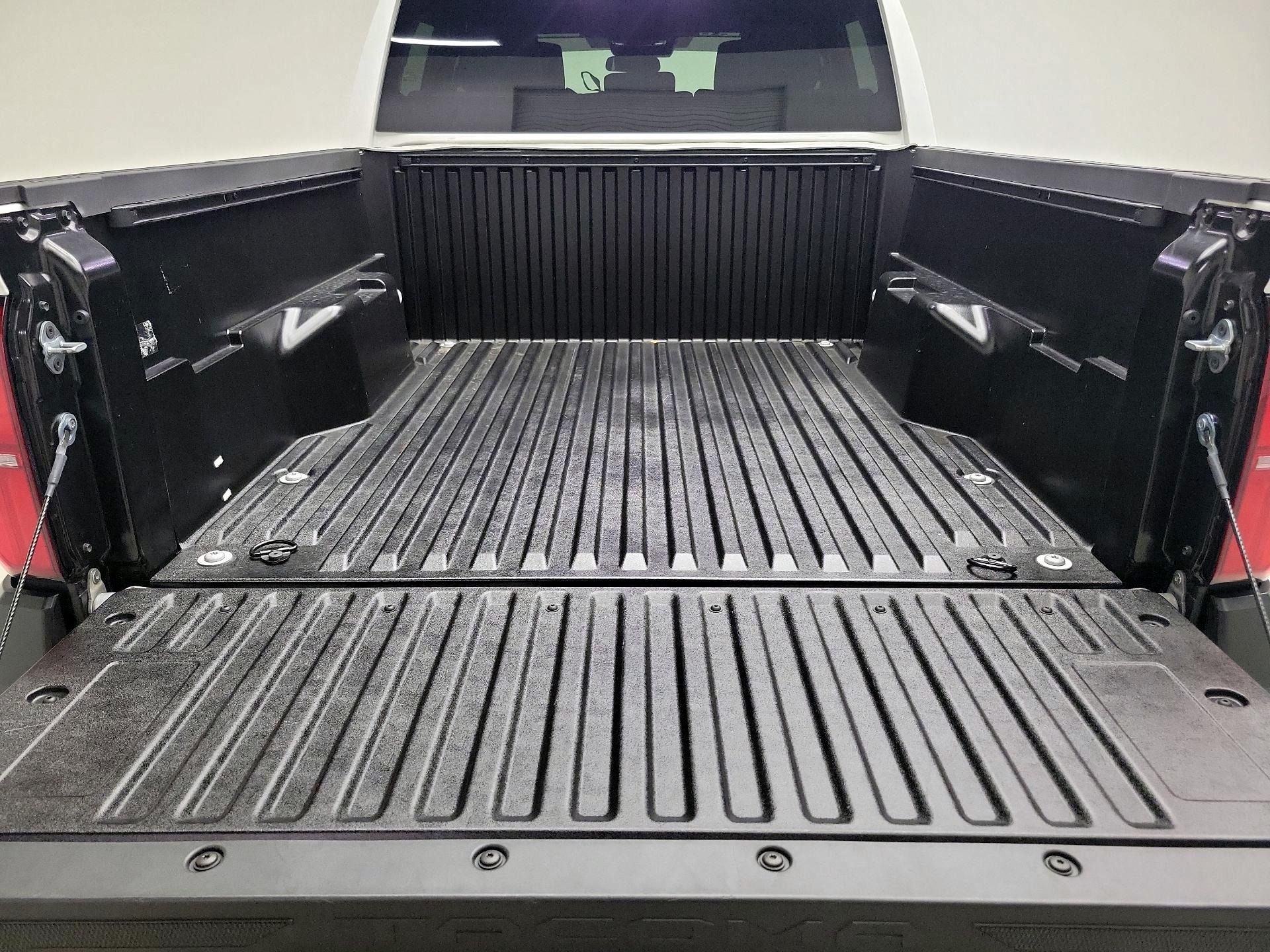 Thumbnail: 2024 Toyota Tacoma - 20