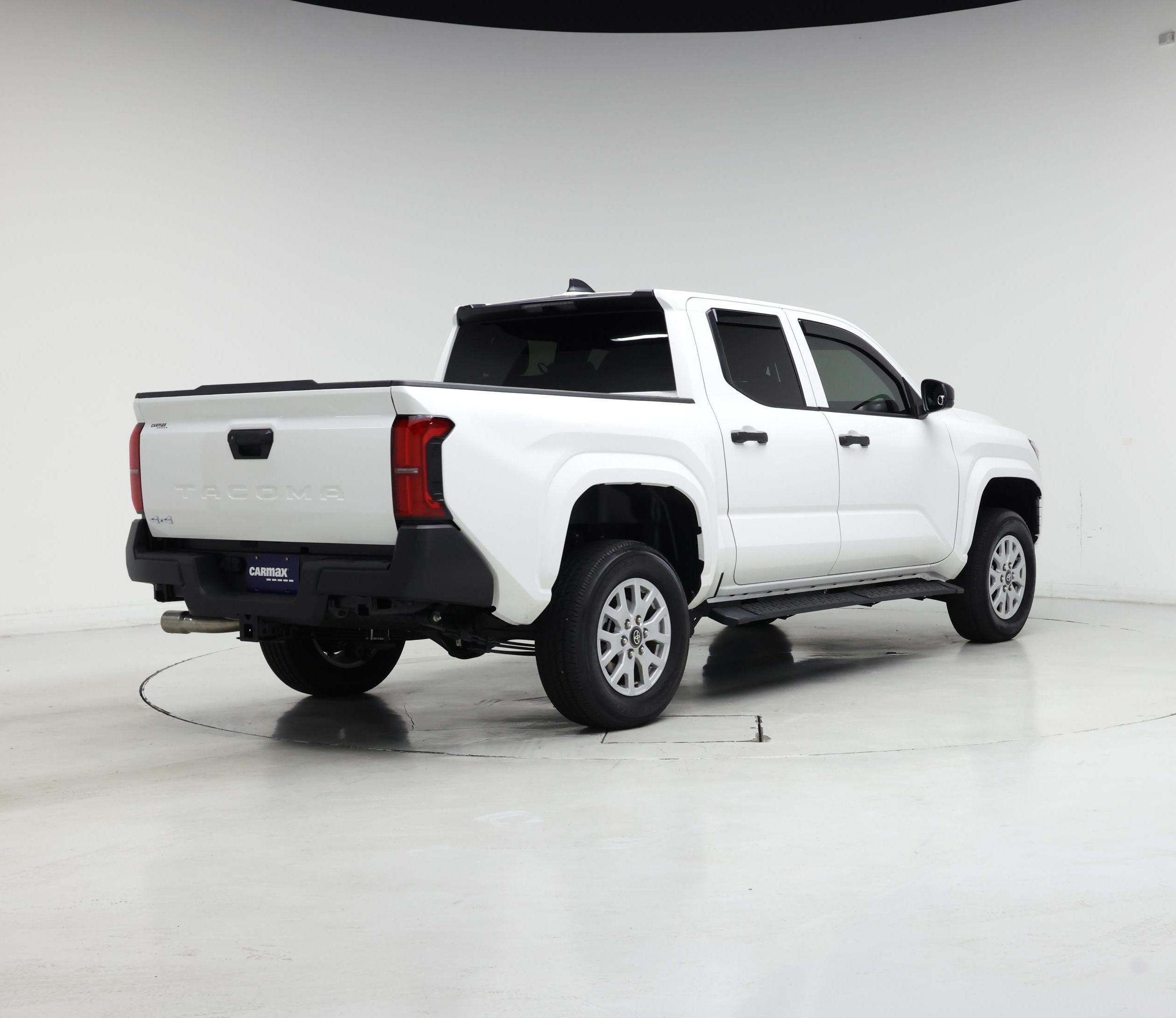 Thumbnail: 2024 Toyota Tacoma - 8