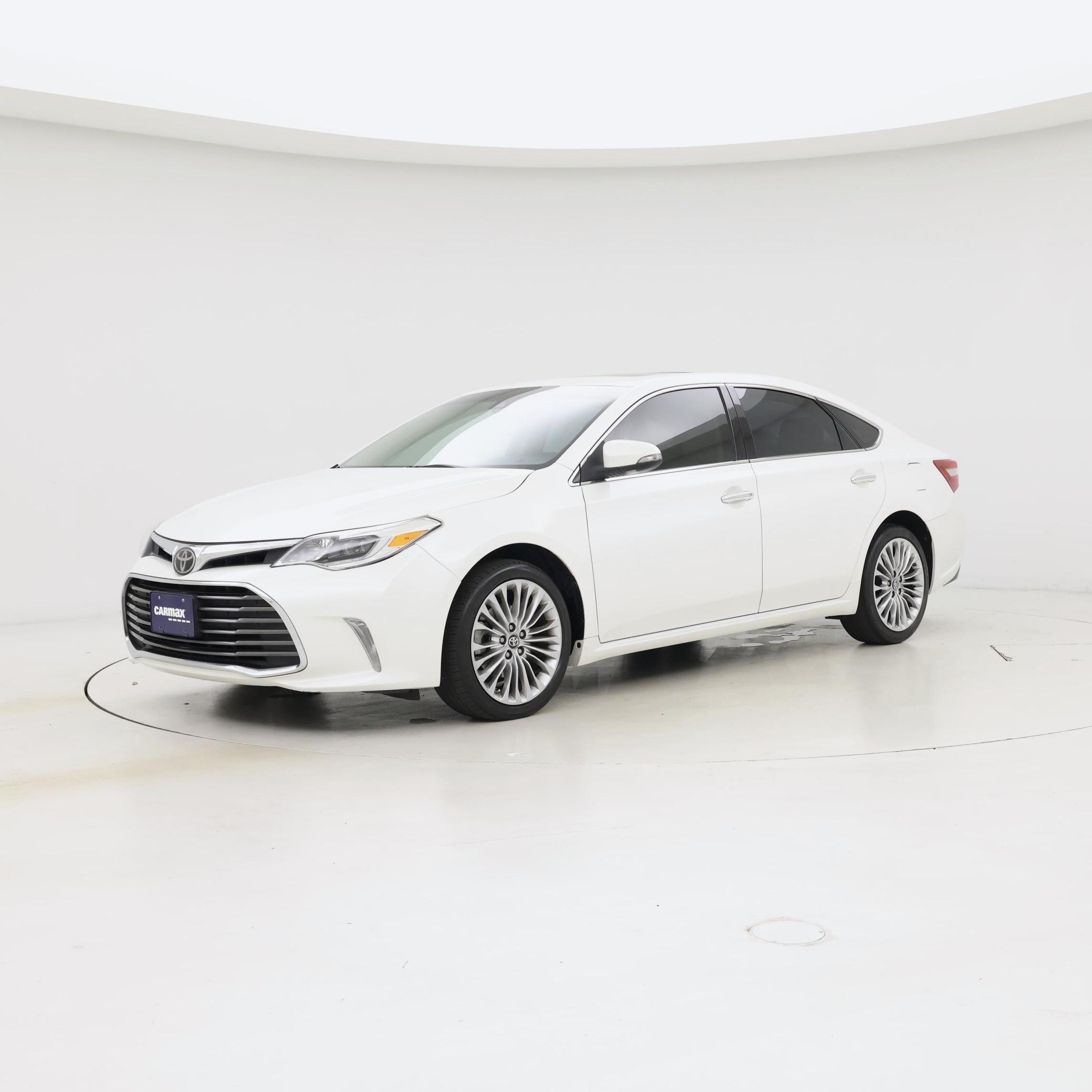 Thumbnail: 2017 Toyota Avalon - 4