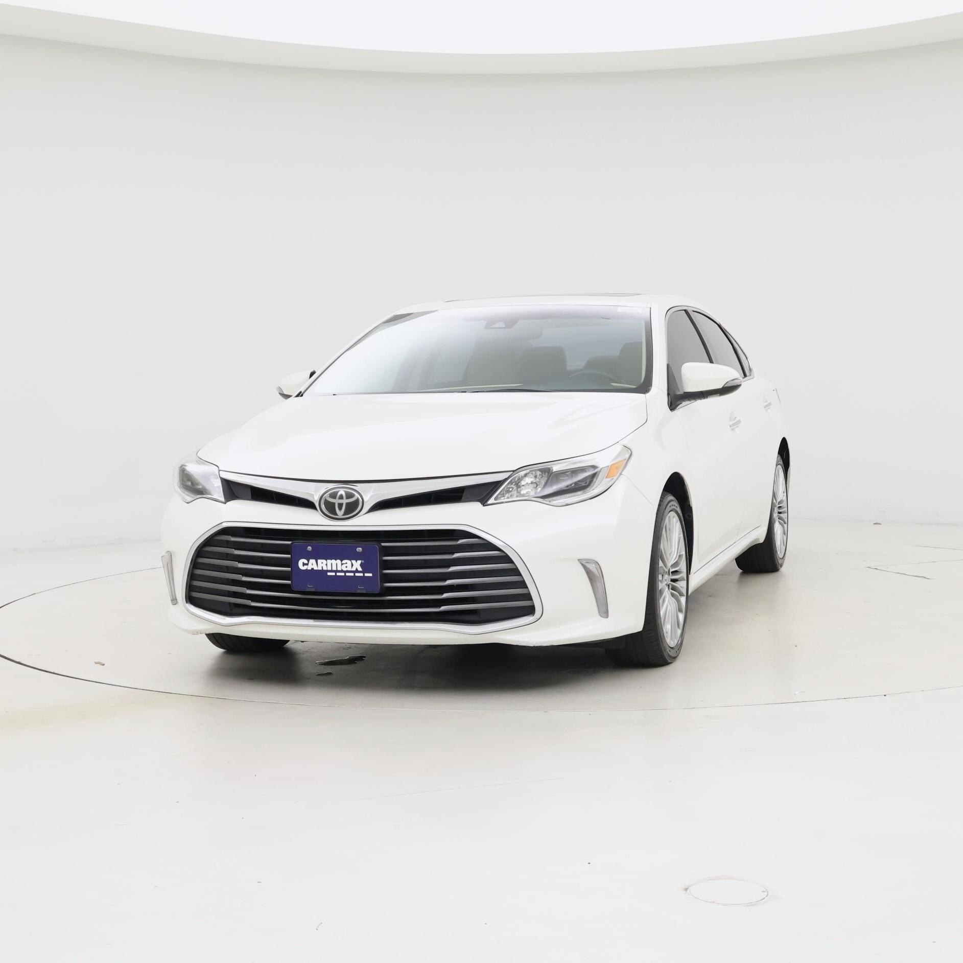 Thumbnail: 2017 Toyota Avalon - 5