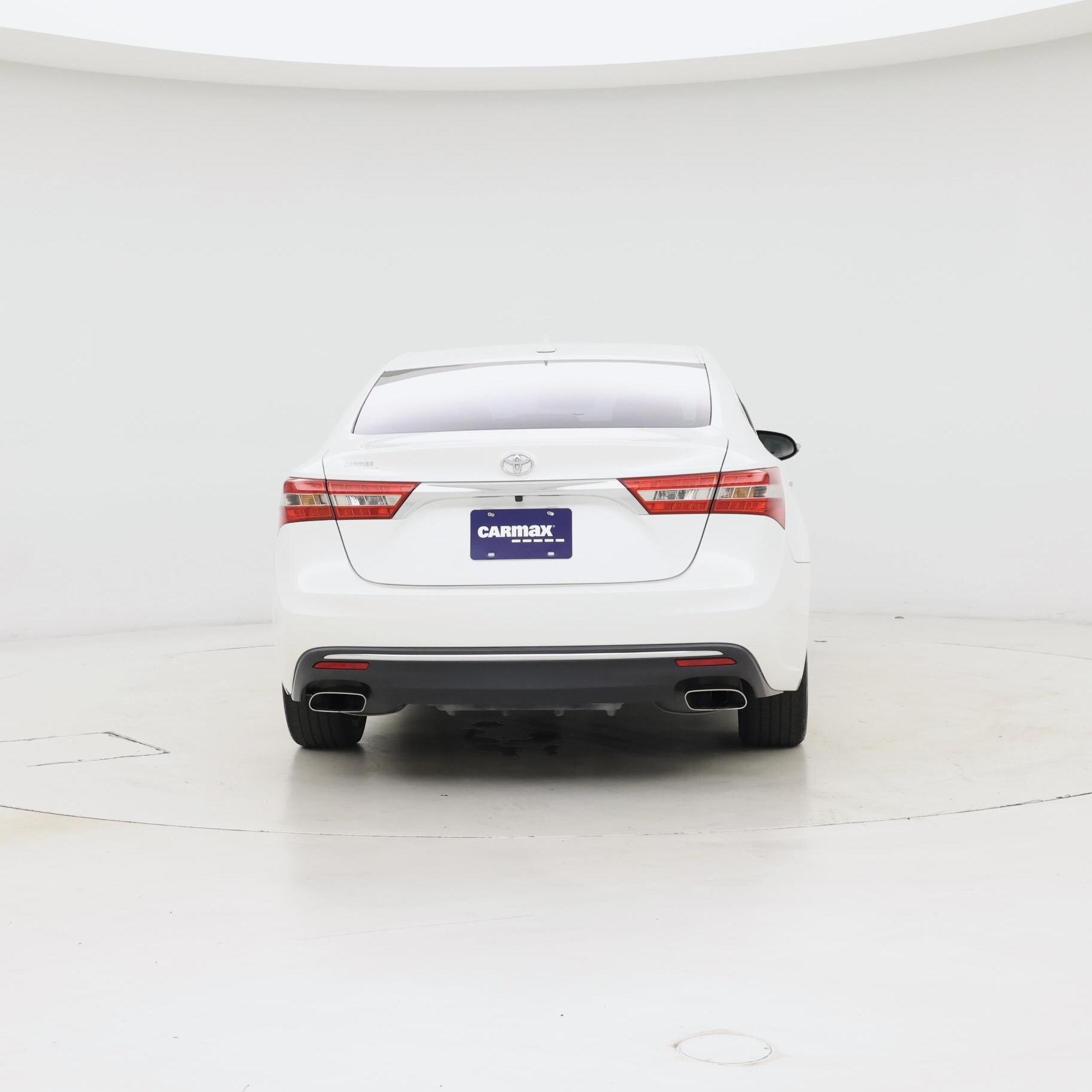Thumbnail: 2017 Toyota Avalon - 6
