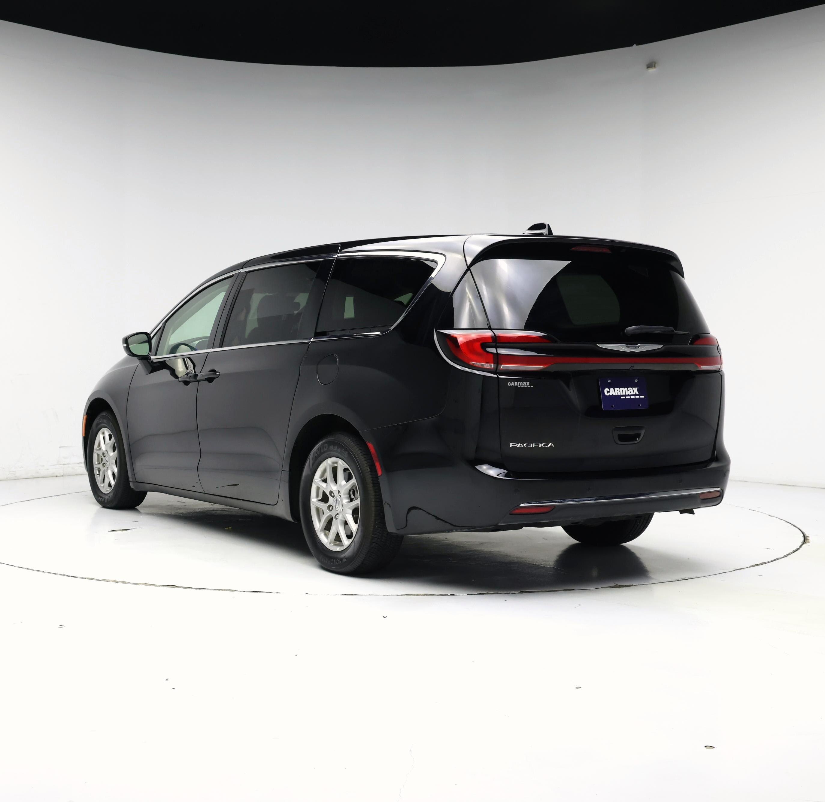 Thumbnail: 2024 Chrysler Pacifica - 2