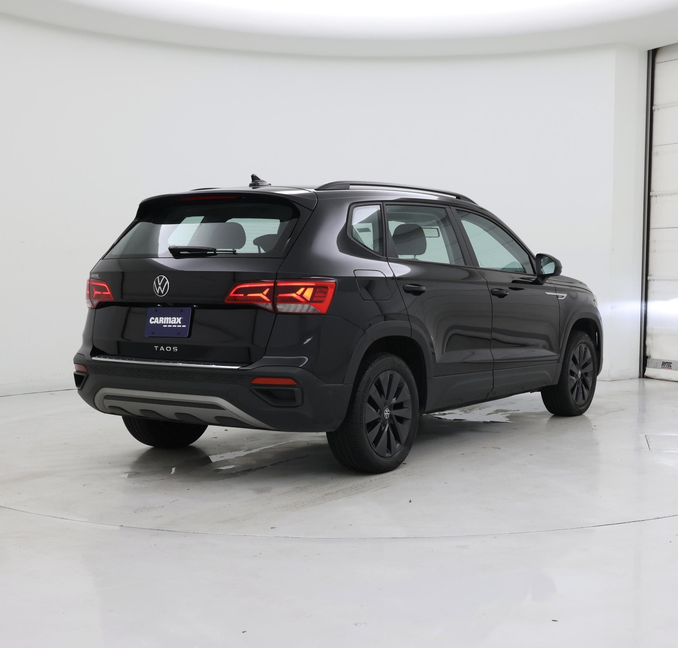 Thumbnail: 2022 Volkswagen Taos - 8