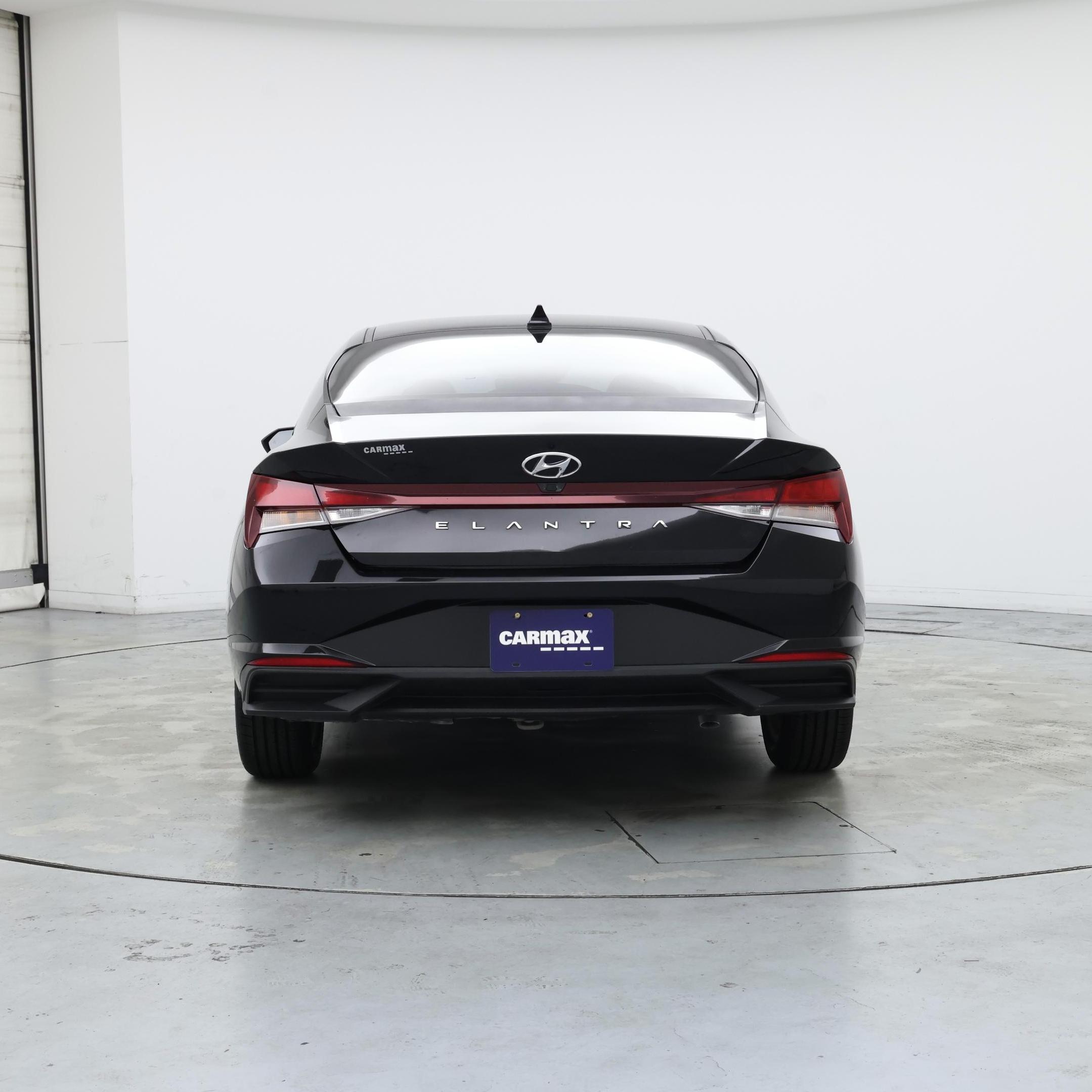 Thumbnail: 2021 Hyundai Elantra - 6