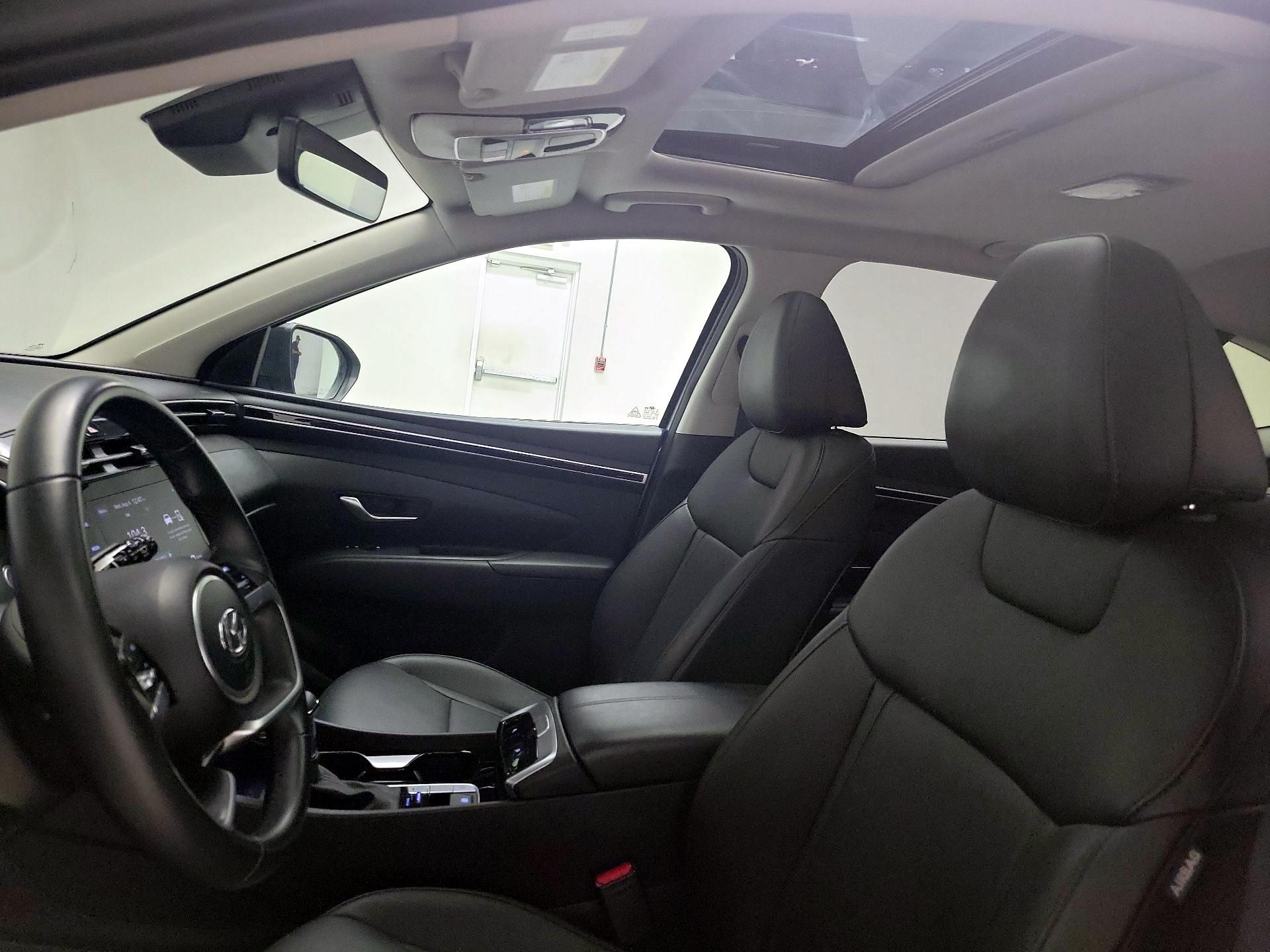 Thumbnail: 2023 Hyundai Tucson - 18