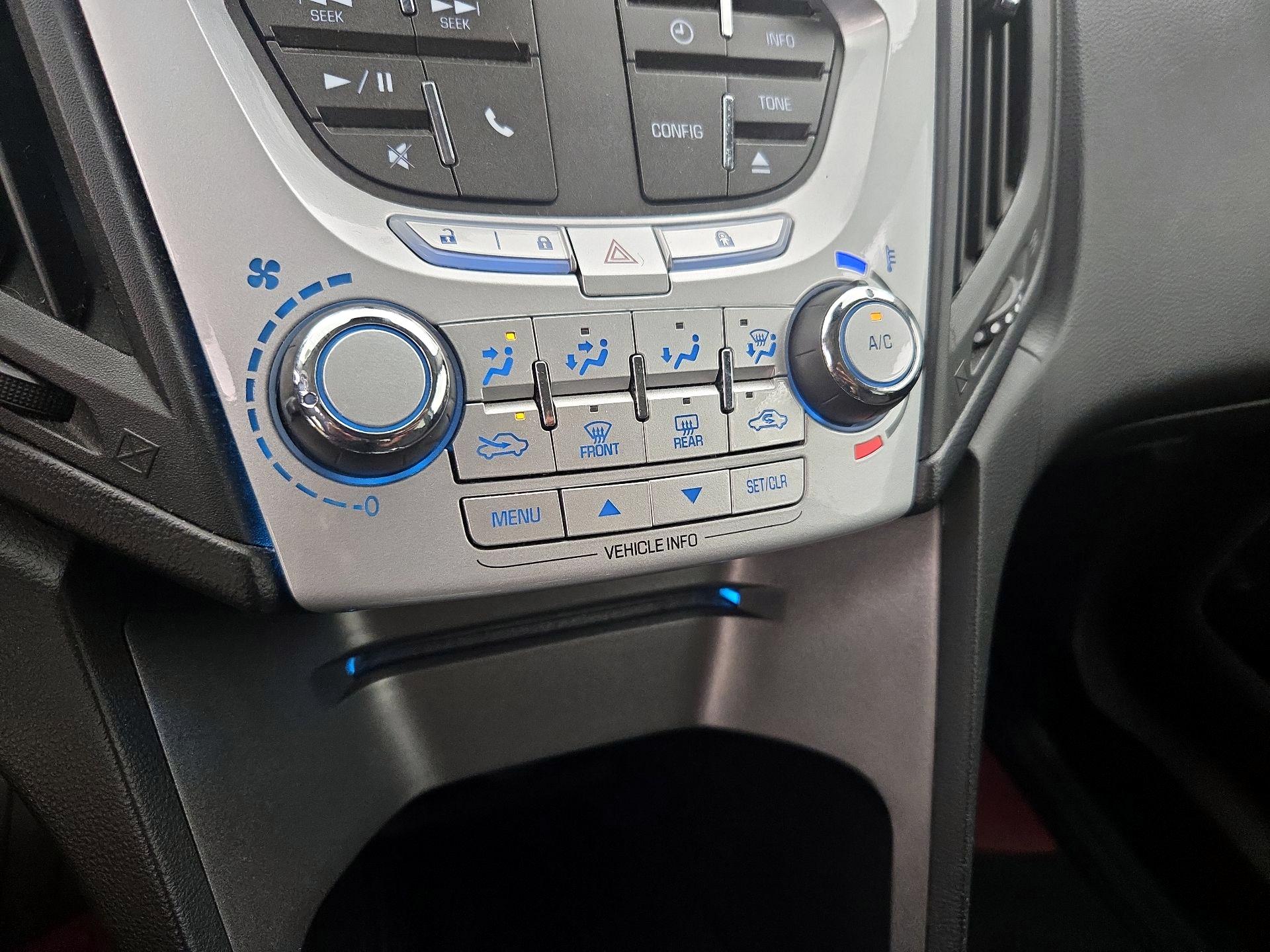 Thumbnail: 2013 Chevrolet Equinox - 15