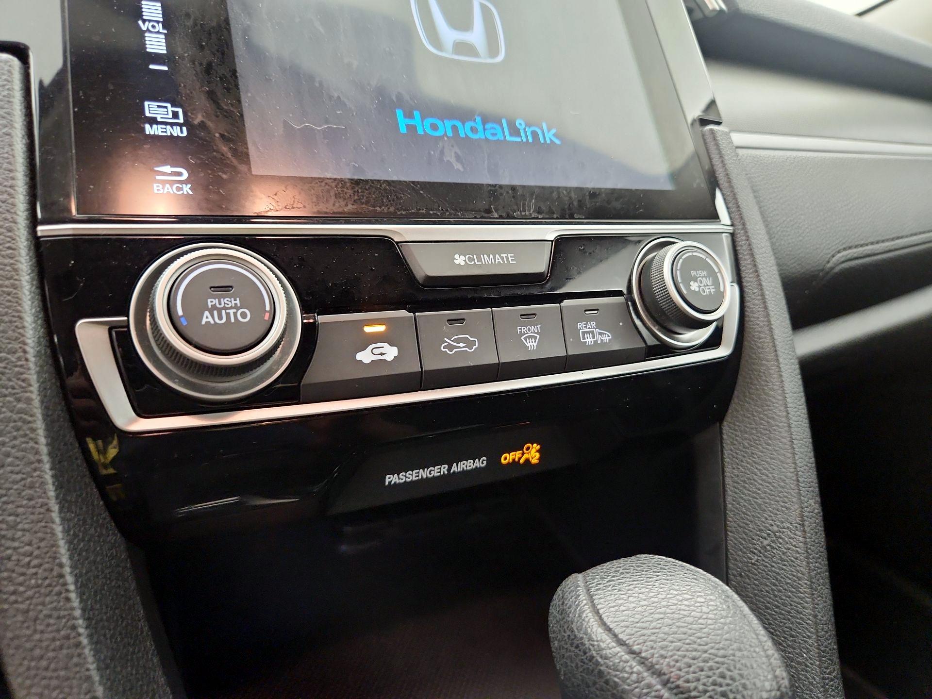 Thumbnail: 2016 Honda Civic - 16