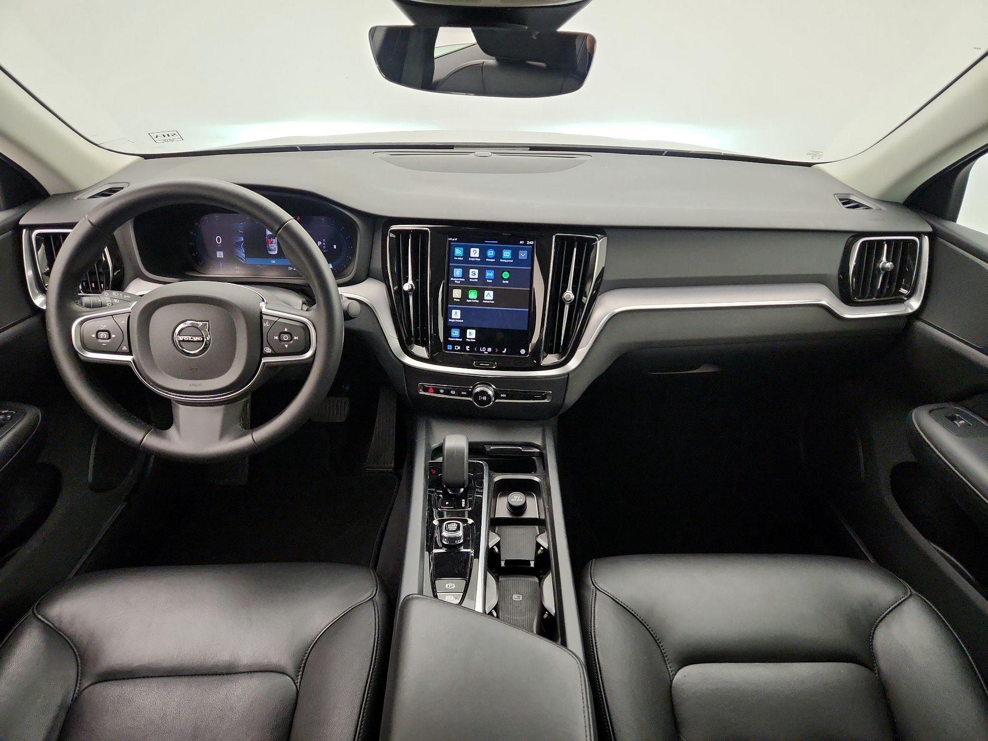 Thumbnail: 2025 Volvo S60 - 16