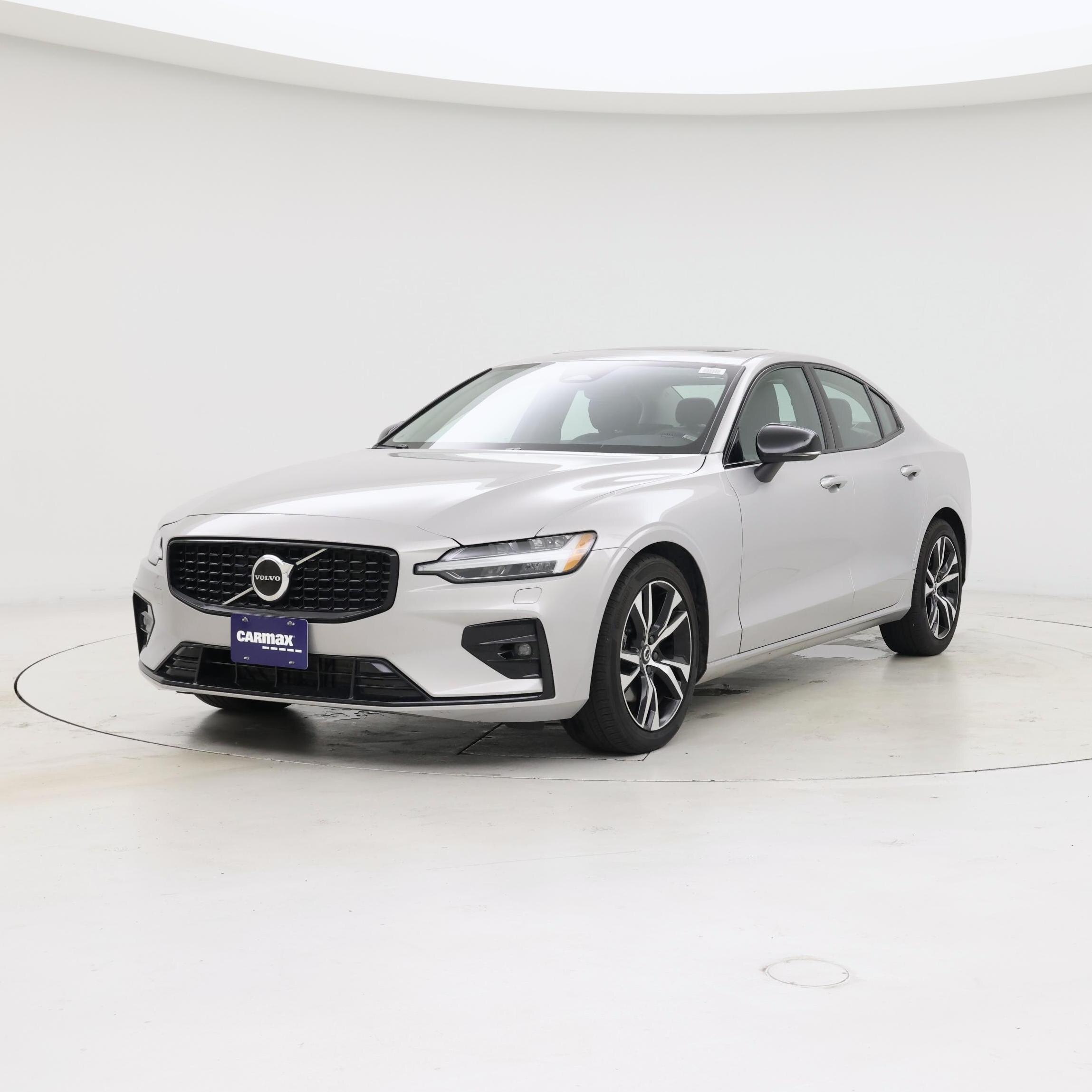 Thumbnail: 2025 Volvo S60 - 4