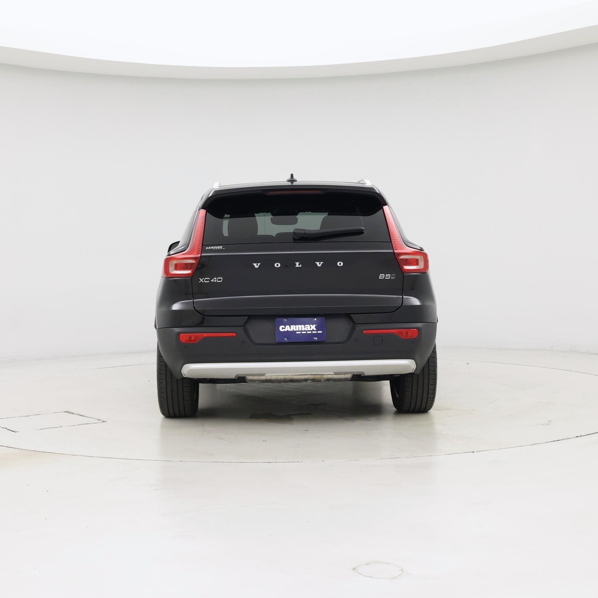 Thumbnail: 2025 Volvo XC40 - 6