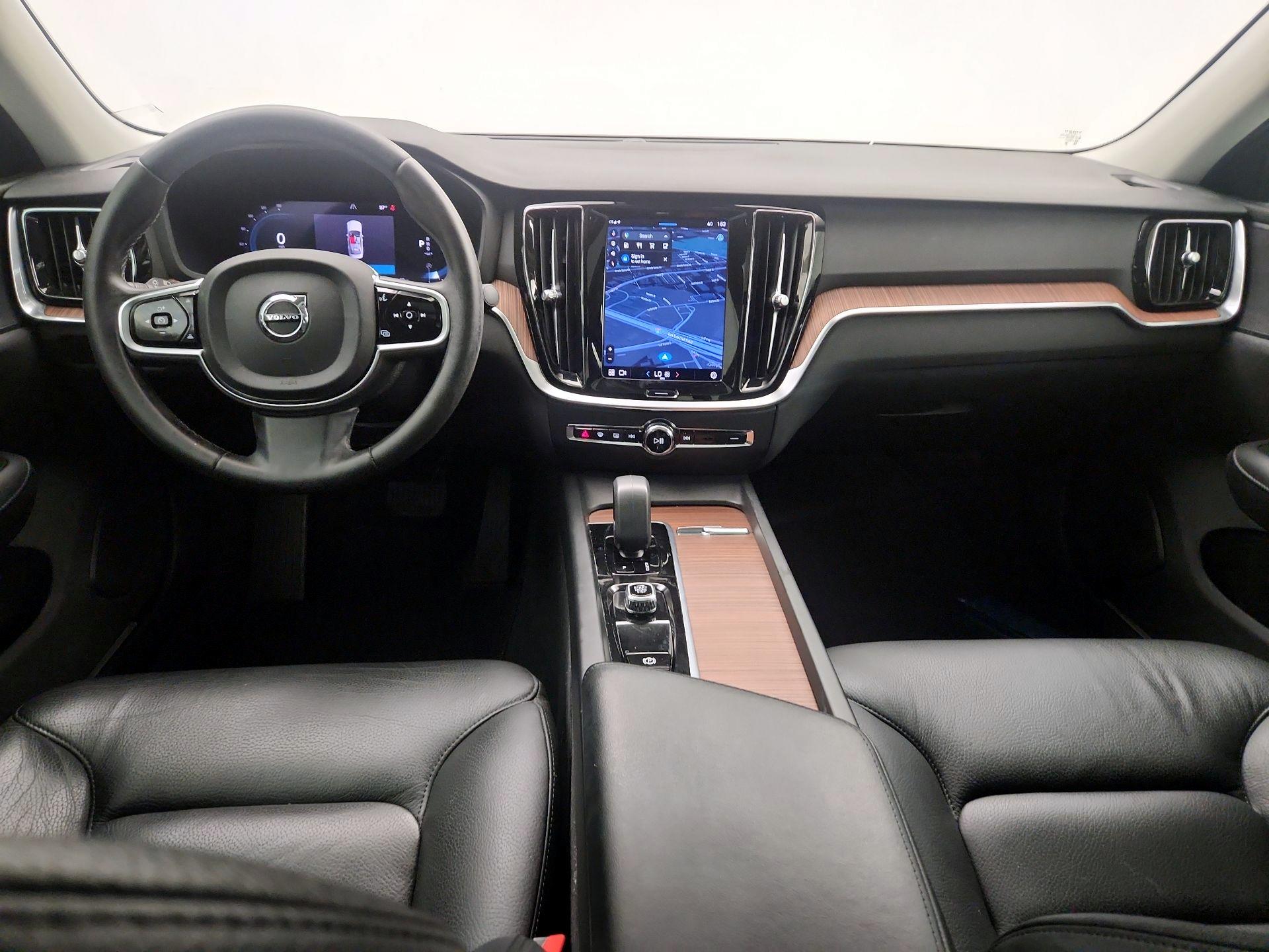 Thumbnail: 2023 Volvo S60 - 9