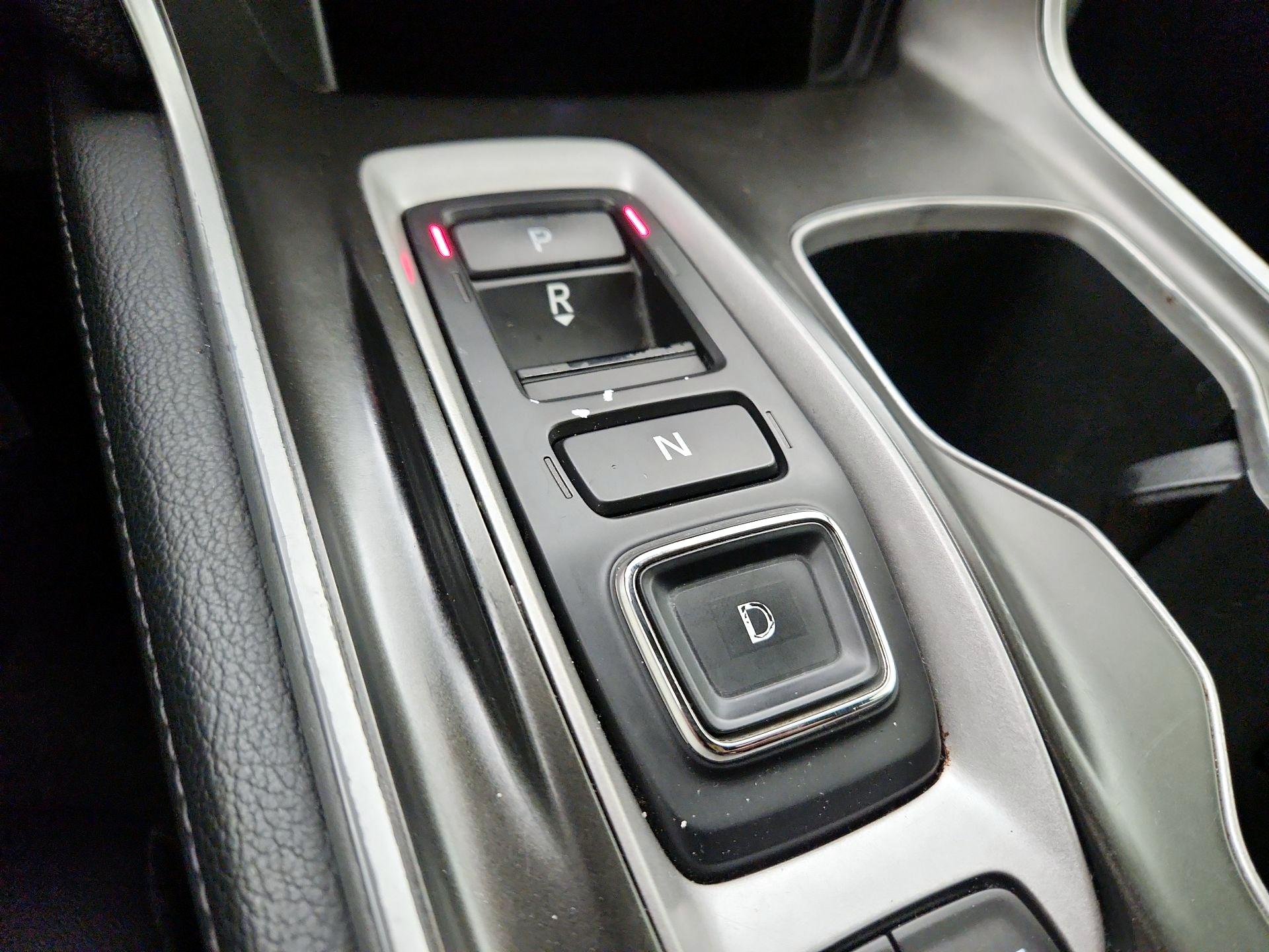 Thumbnail: 2018 Honda Accord - 17
