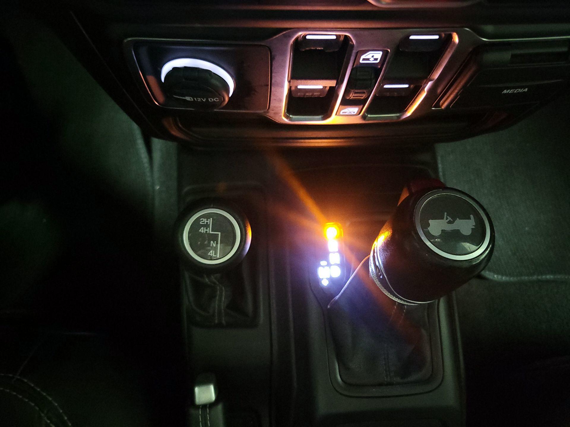 Thumbnail: 2020 Jeep Wrangler - 18