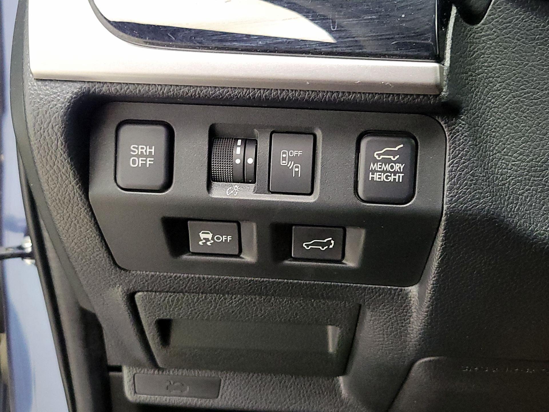 Thumbnail: 2017 Subaru Forester - 13