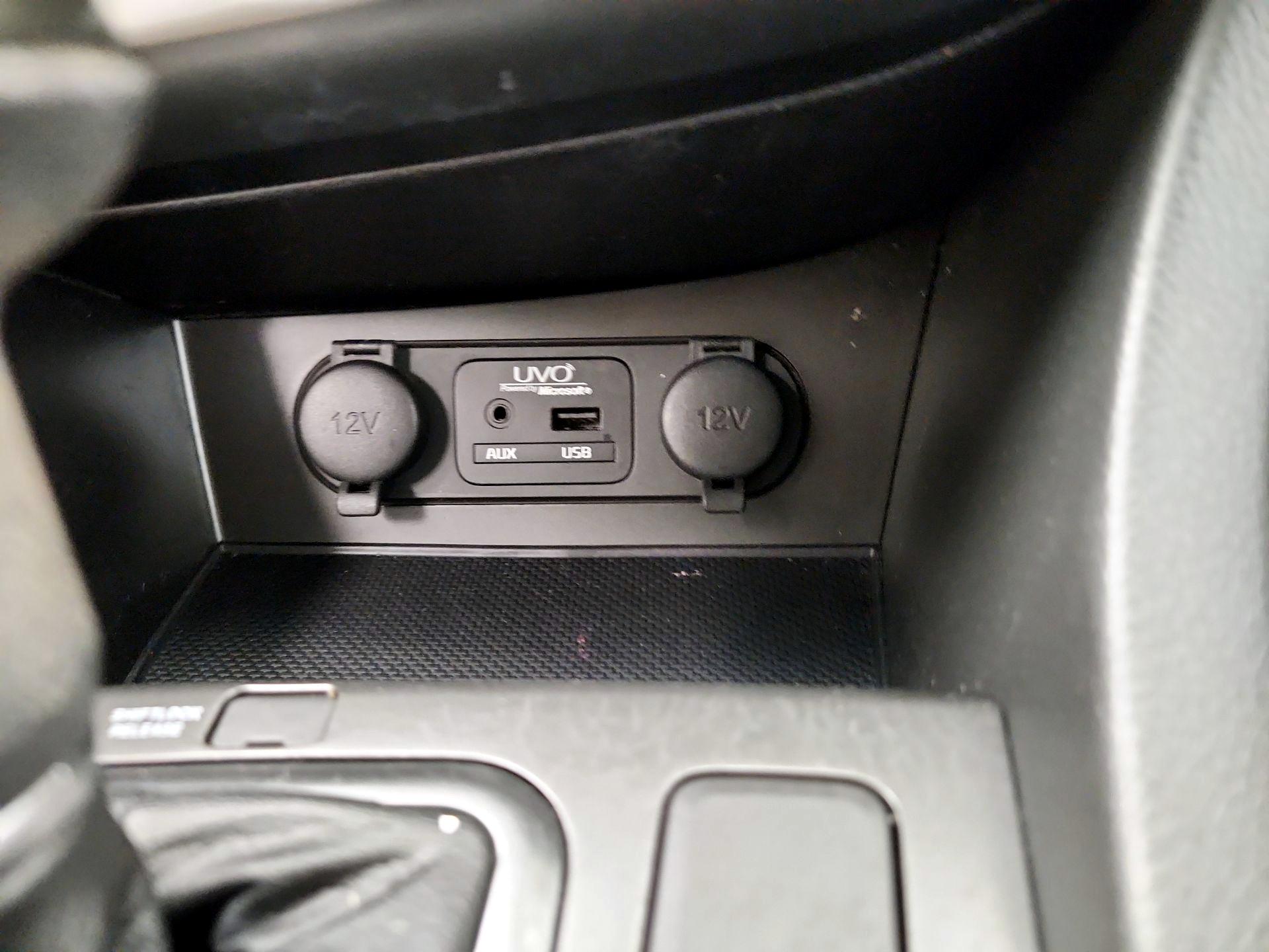 Thumbnail: 2014 Kia Optima - 18