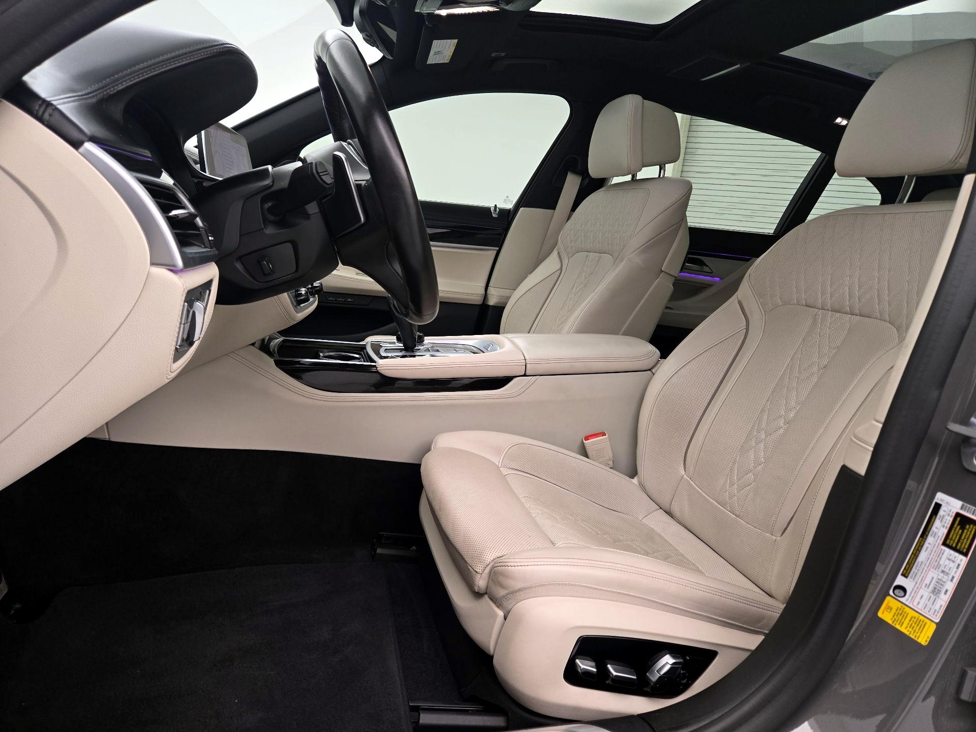 Thumbnail: 2020 BMW 7 Series - 11