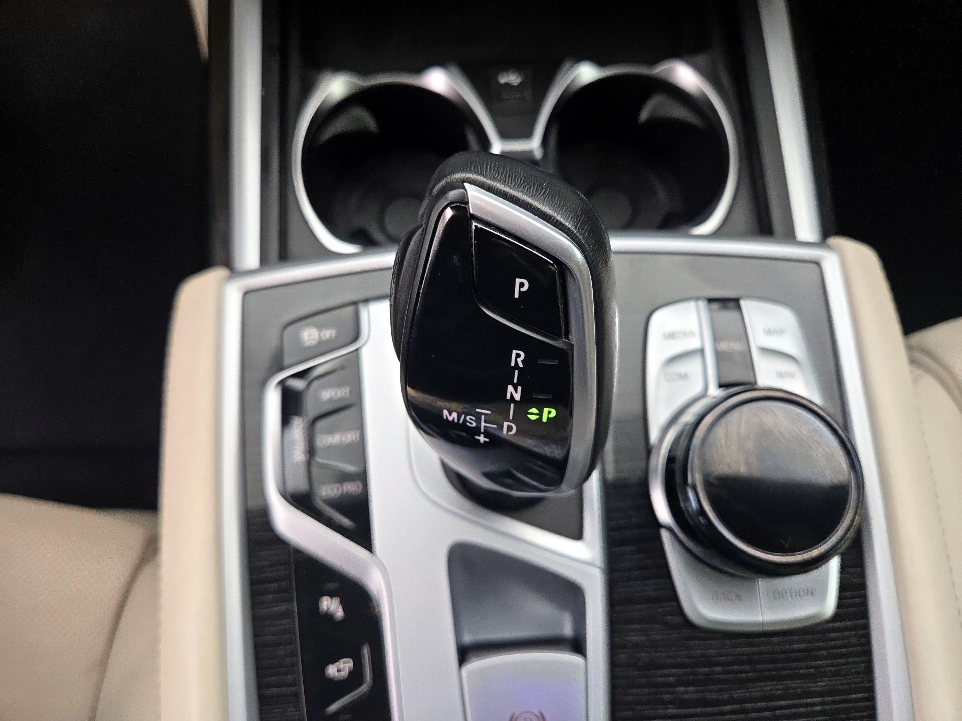 Thumbnail: 2020 BMW 7 Series - 18