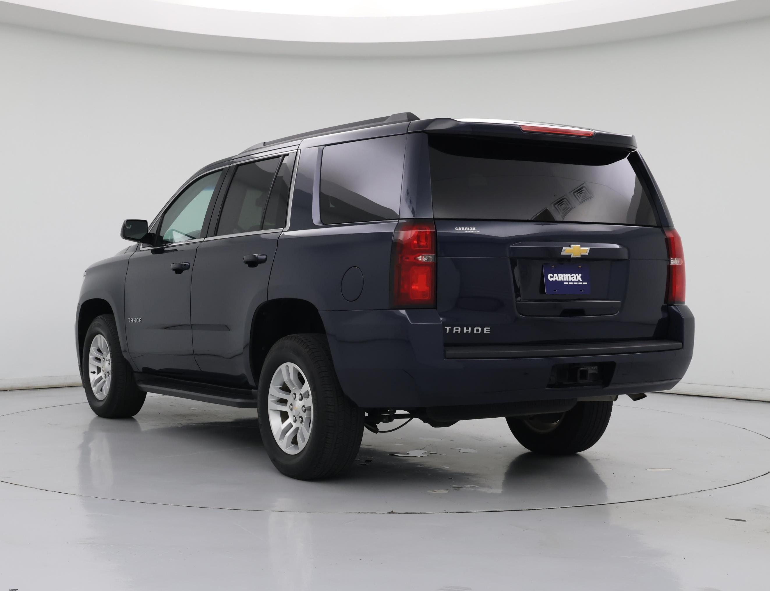 Thumbnail: 2020 Chevrolet Tahoe - 2