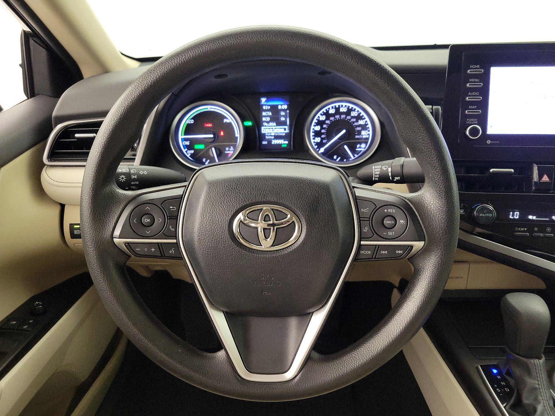 Thumbnail: 2022 Toyota Camry - 10