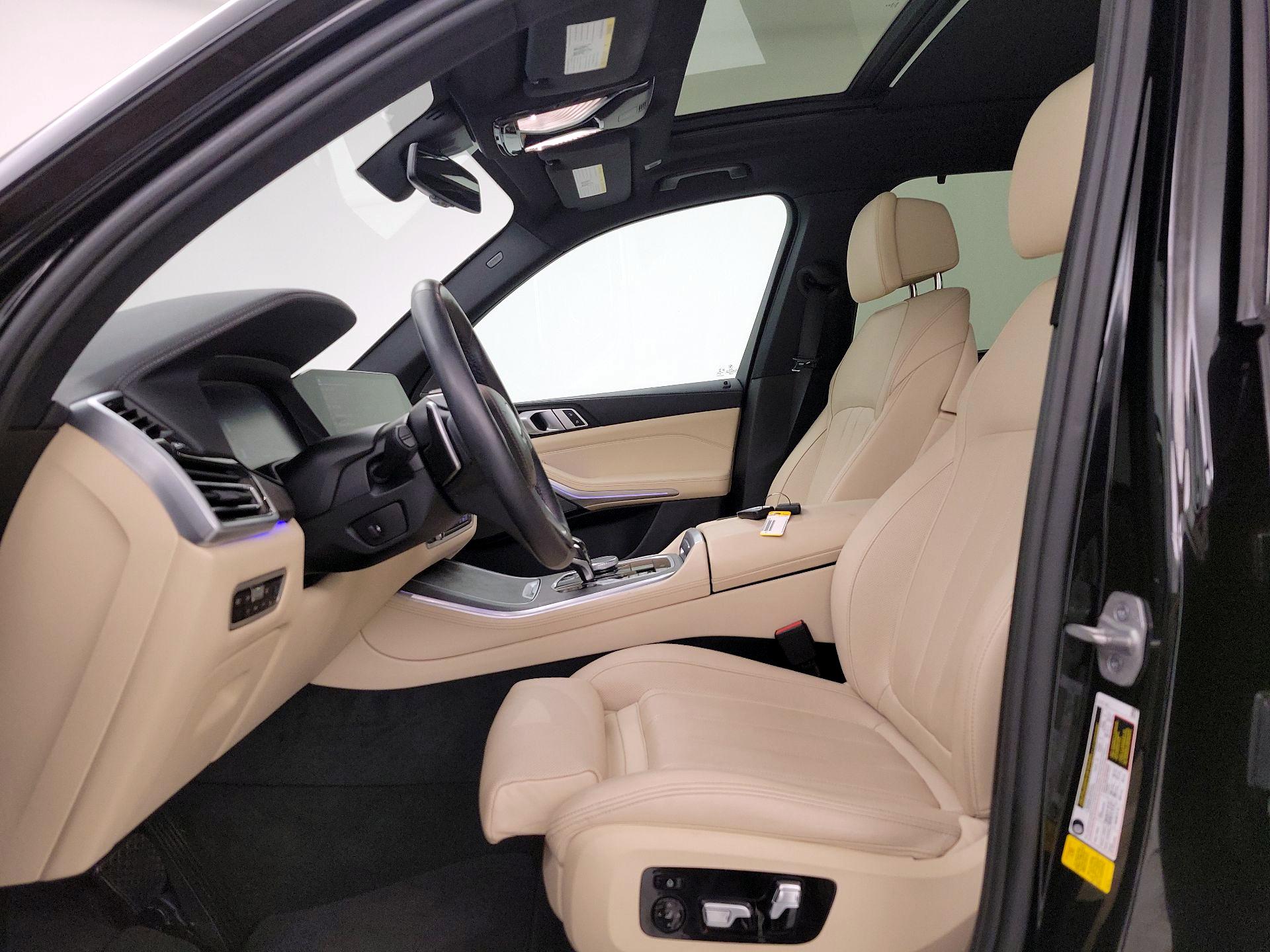 Thumbnail: 2021 BMW X5 - 11