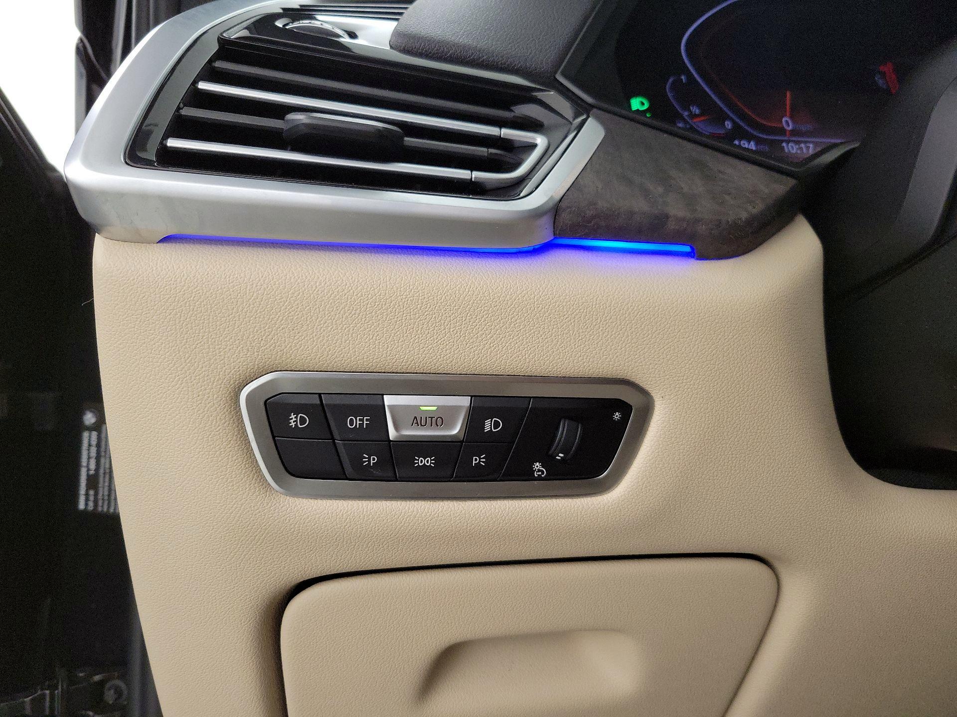 Thumbnail: 2021 BMW X5 - 13