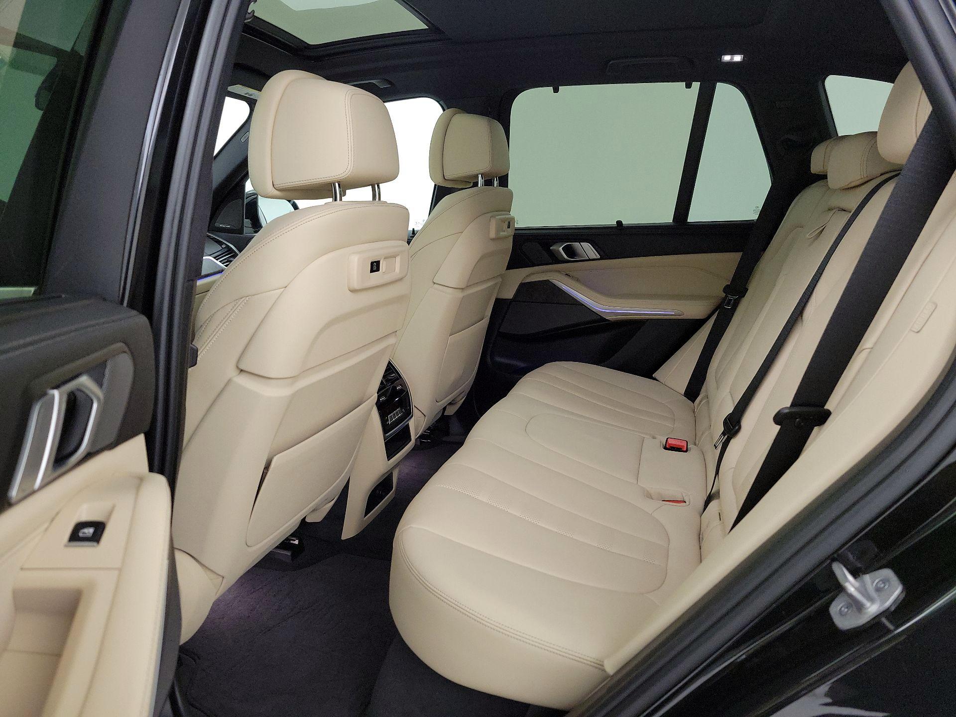 Thumbnail: 2021 BMW X5 - 19