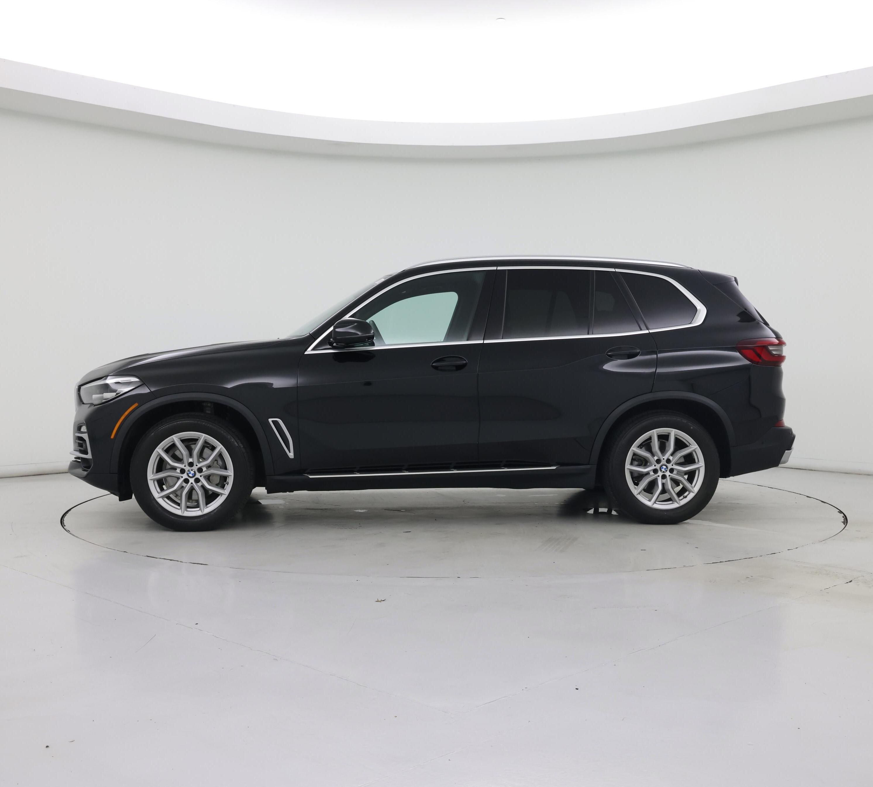 Thumbnail: 2021 BMW X5 - 3