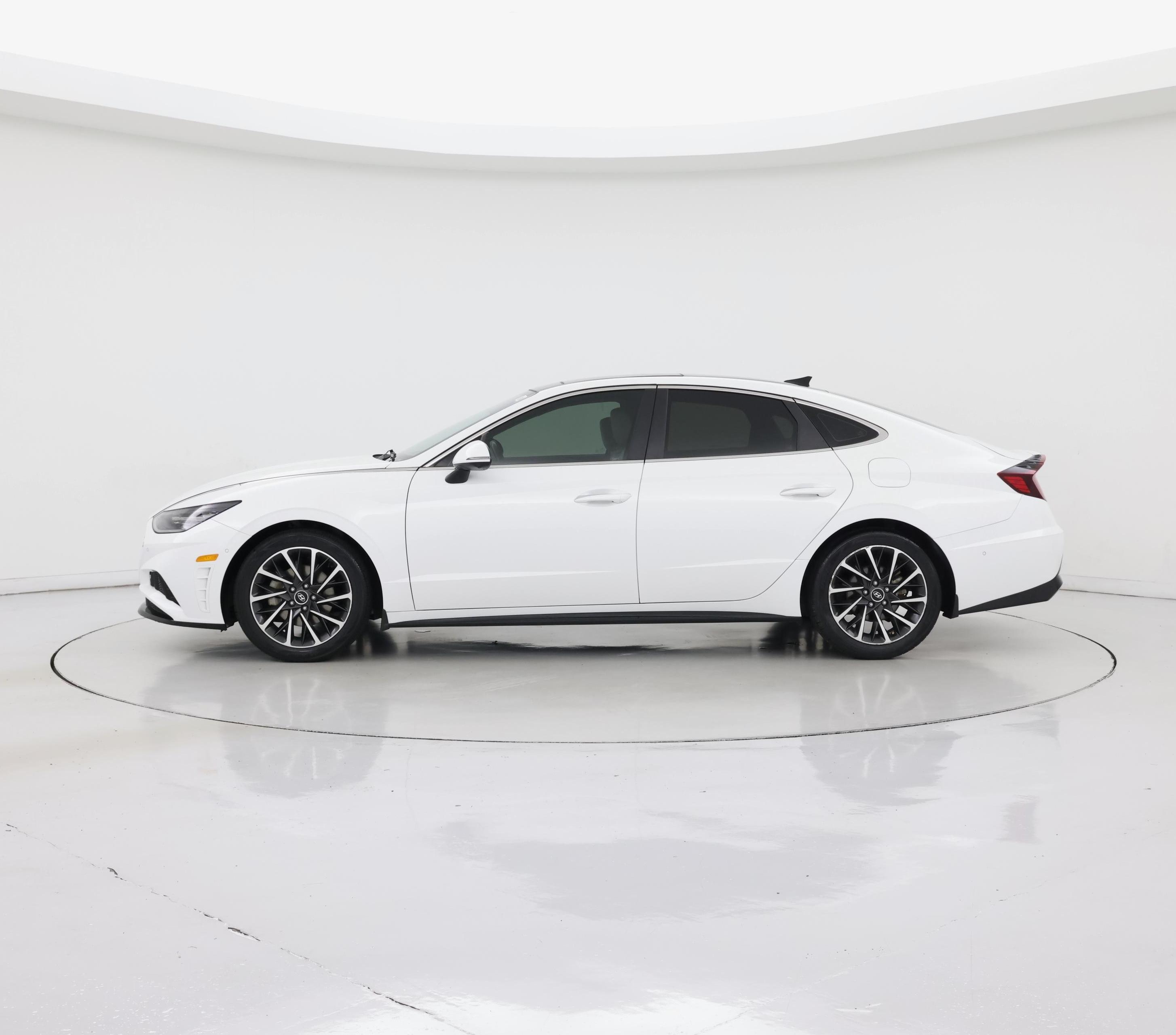 Thumbnail: 2022 Hyundai Sonata - 3