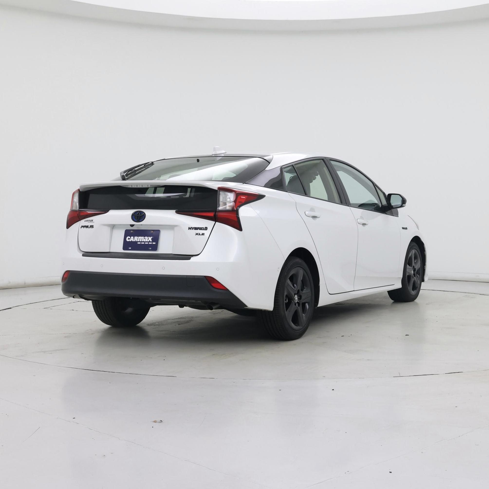 Thumbnail: 2021 Toyota Prius - 8