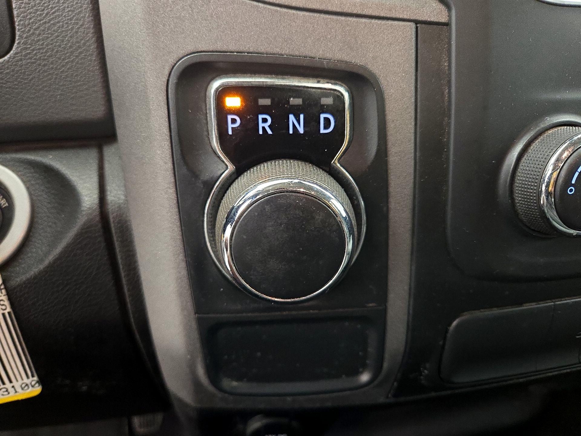 Thumbnail: 2020 RAM 1500 Classic - 17