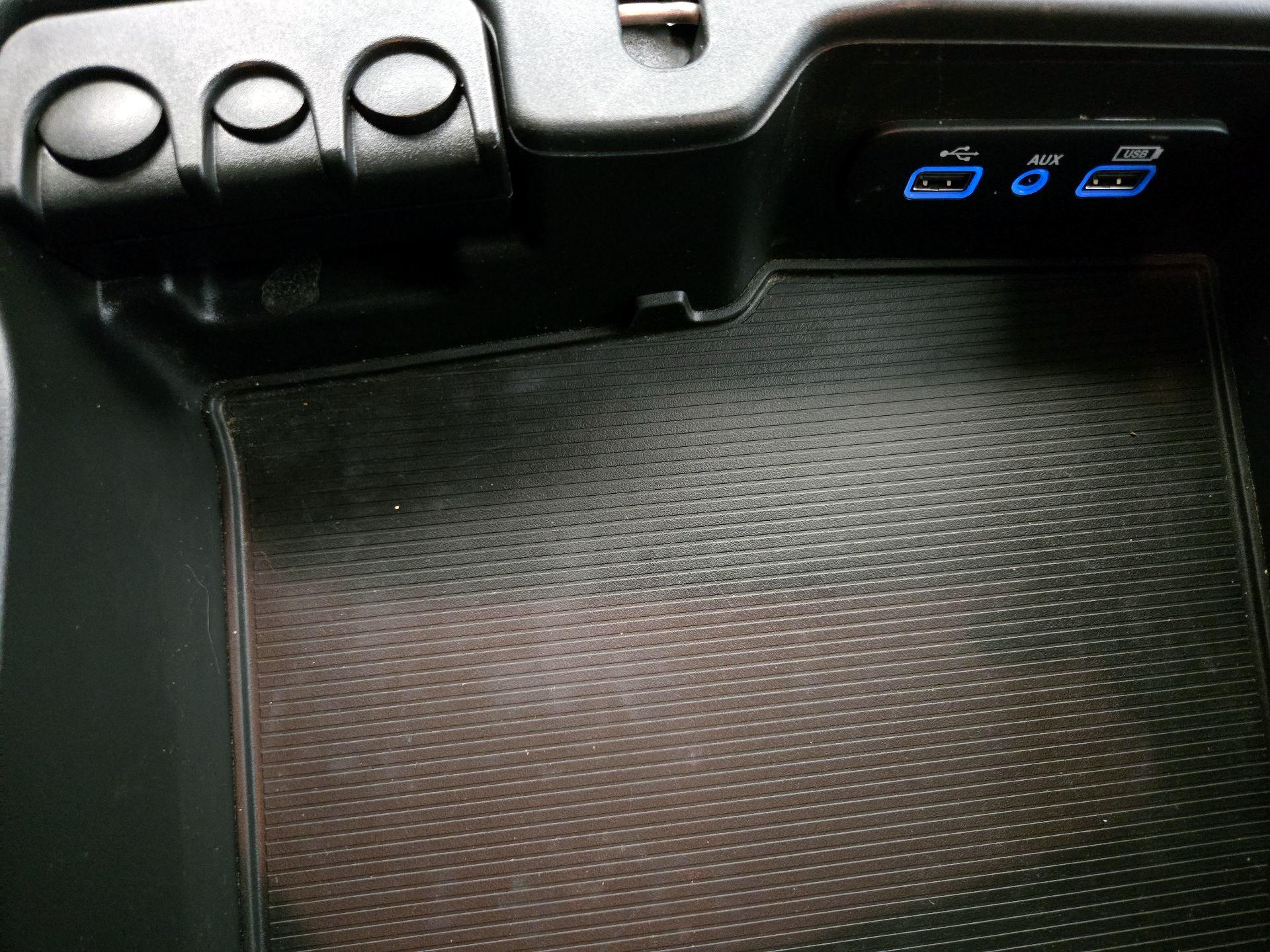 Thumbnail: 2020 RAM 1500 Classic - 18