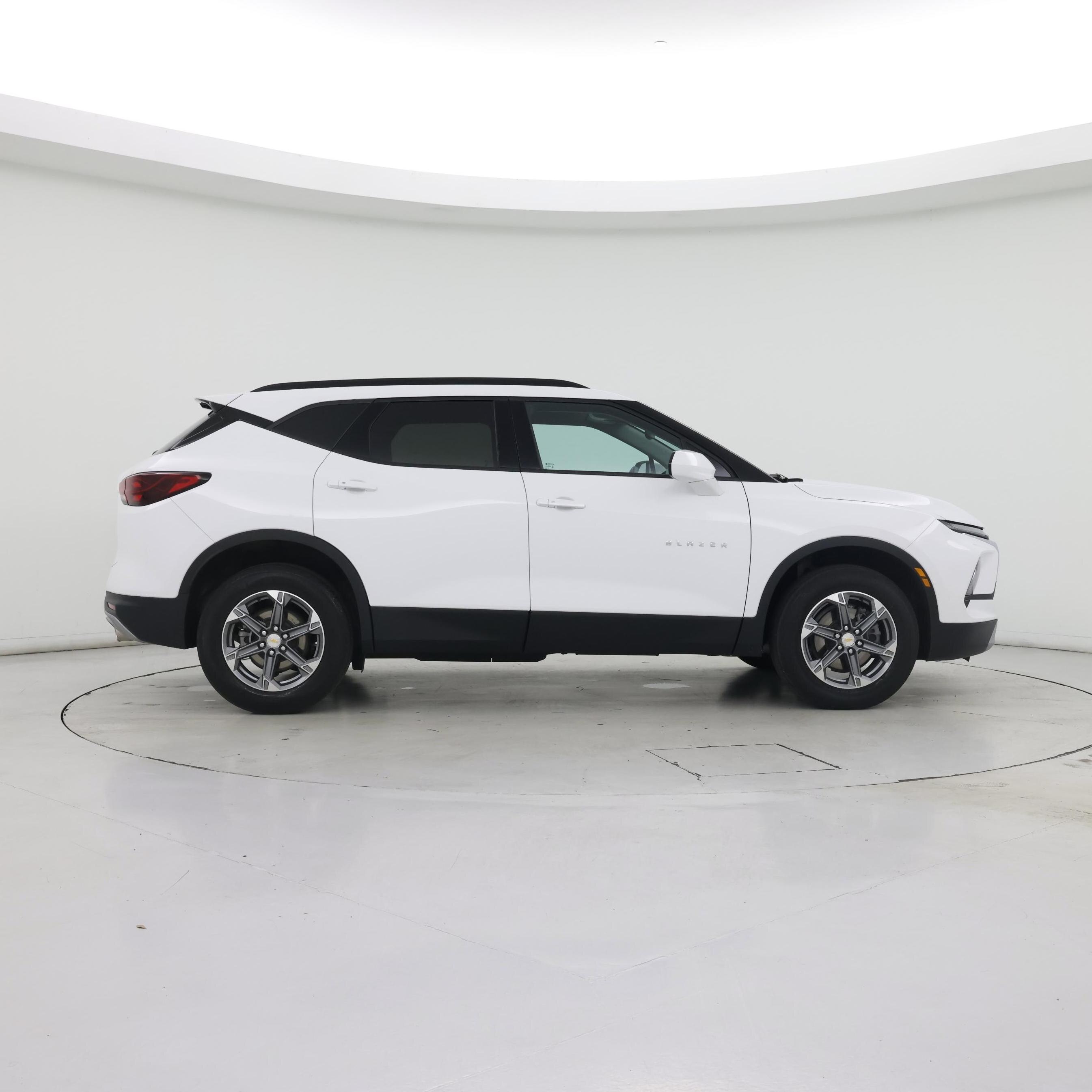 Thumbnail: 2023 Chevrolet Blazer - 7