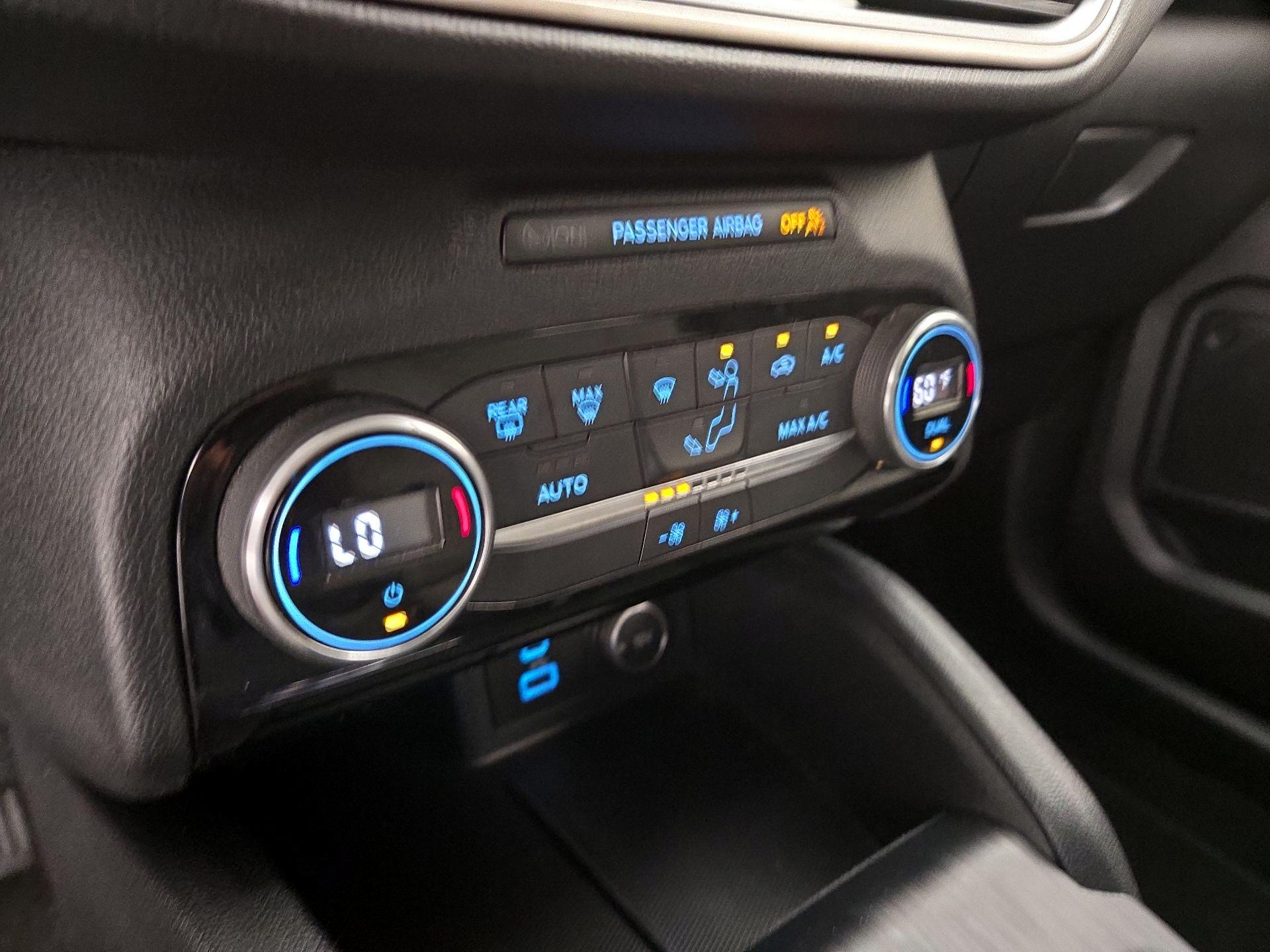 Thumbnail: 2021 Ford Escape - 16