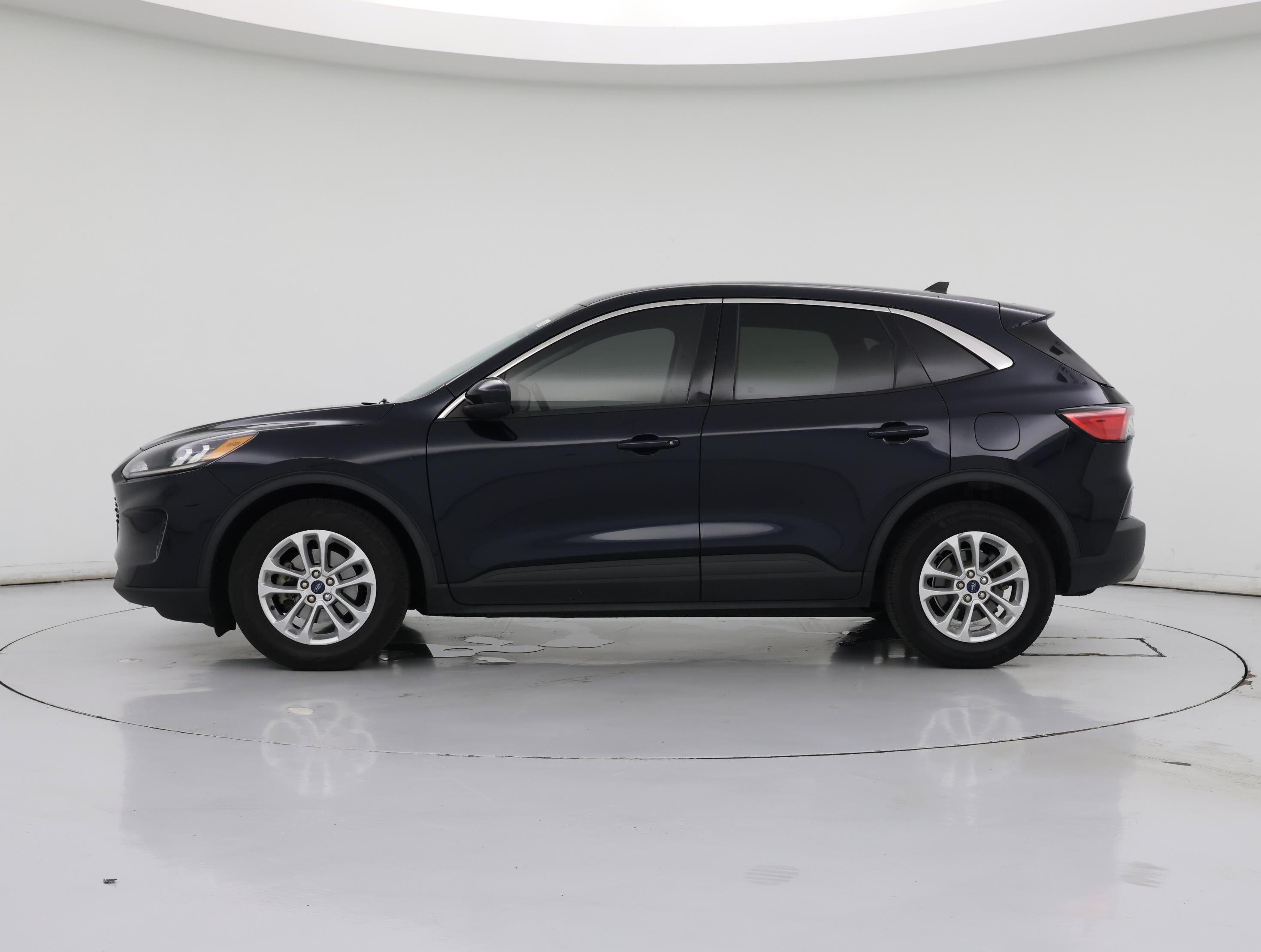 Thumbnail: 2021 Ford Escape - 3