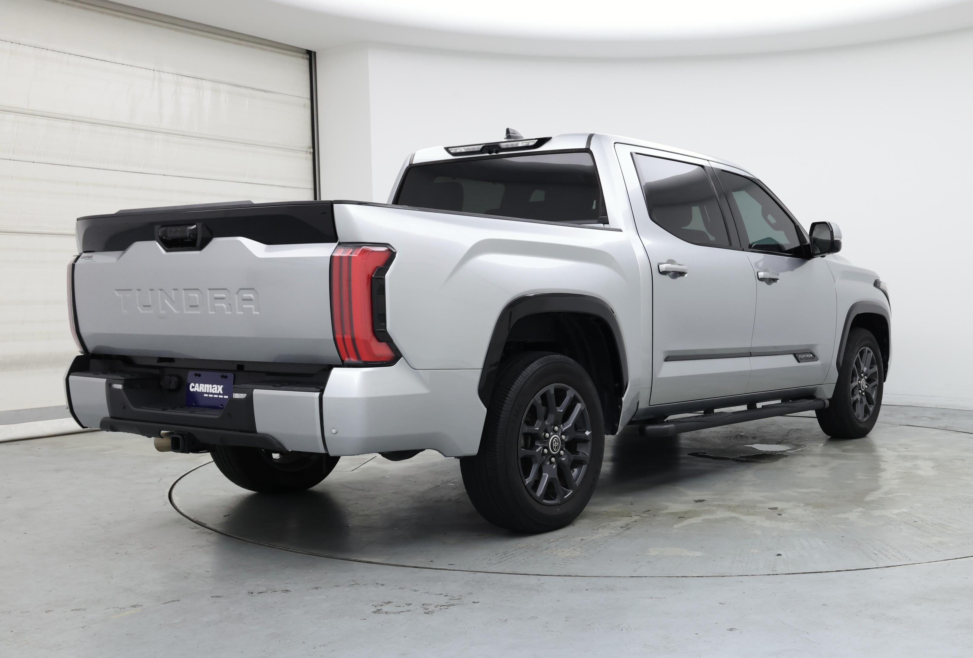 Thumbnail: 2022 Toyota Tundra - 8